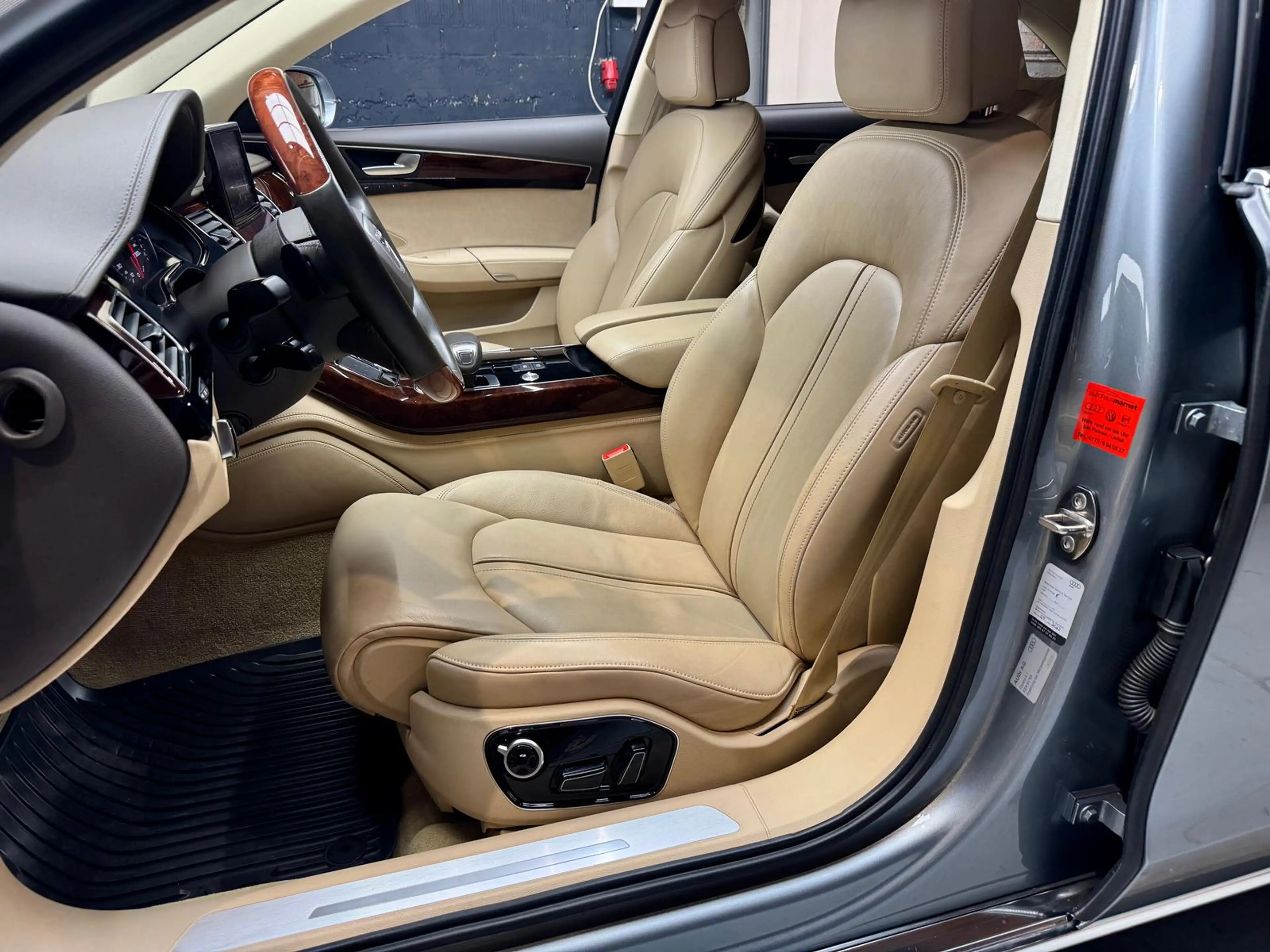 Audi A8 3.0 TDI quattro 3.0 V6 TDI Metallic+2.HAND+ — photo 14