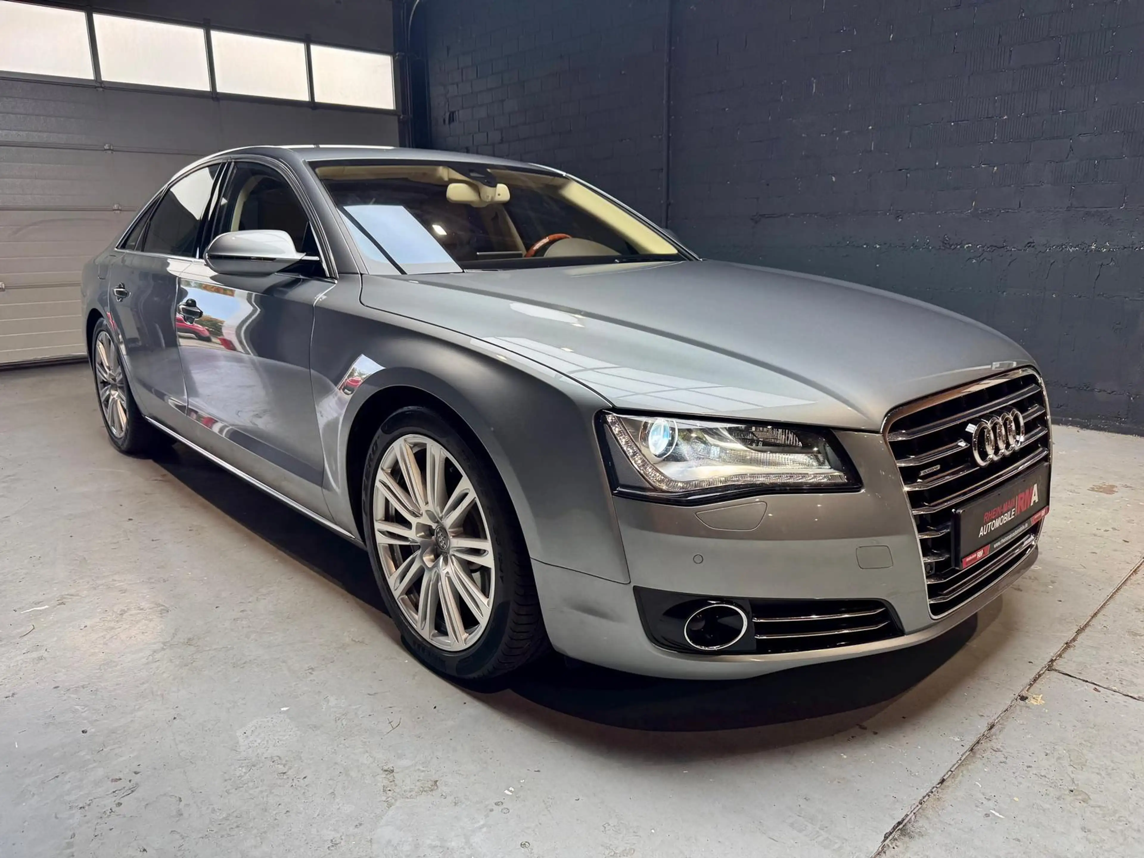 Audi A8 3.0 TDI quattro 3.0 V6 TDI Metallic+2.HAND+ — photo 5