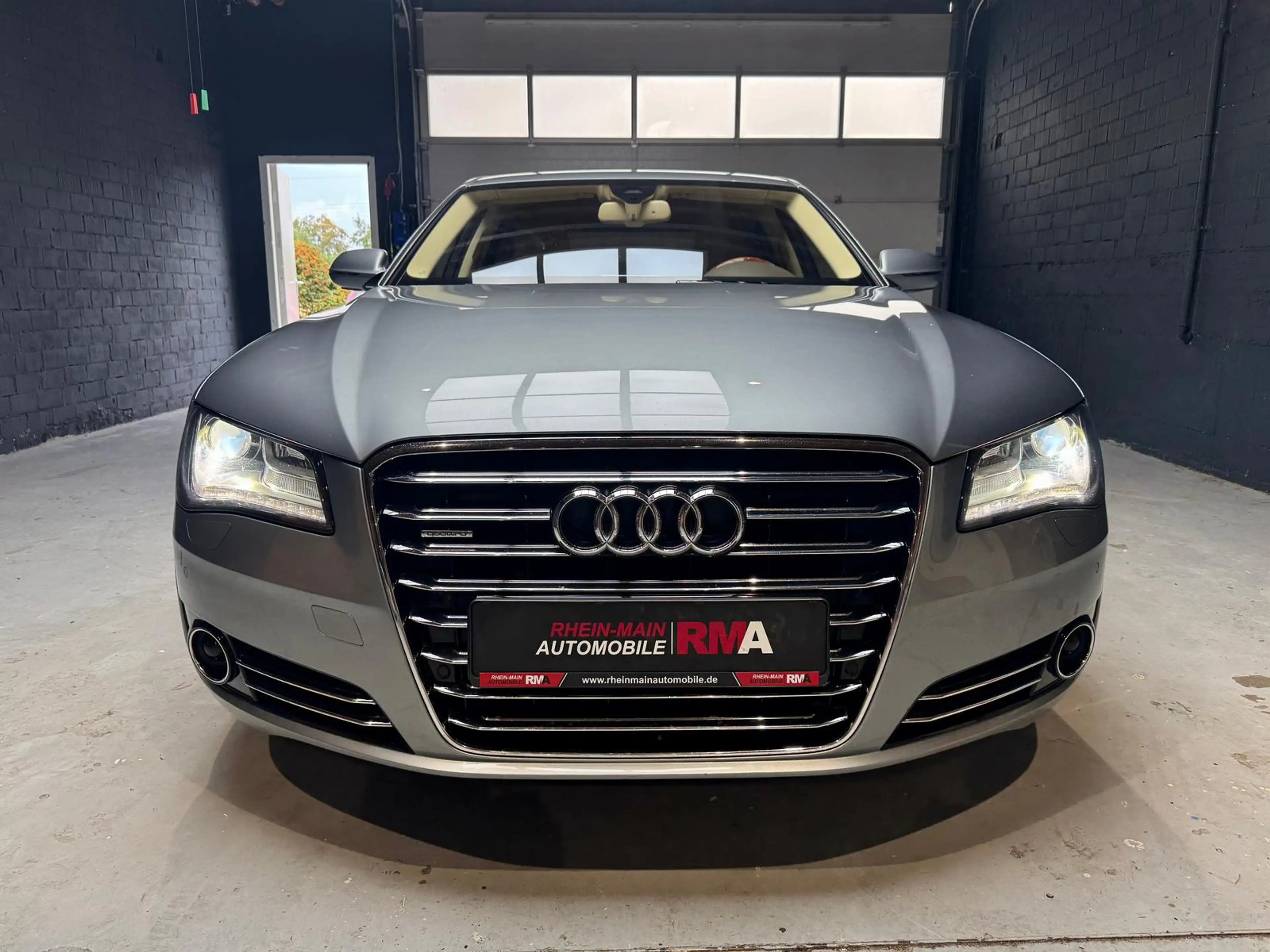 Audi A8 3.0 TDI quattro 3.0 V6 TDI Metallic+2.HAND+ — photo 3