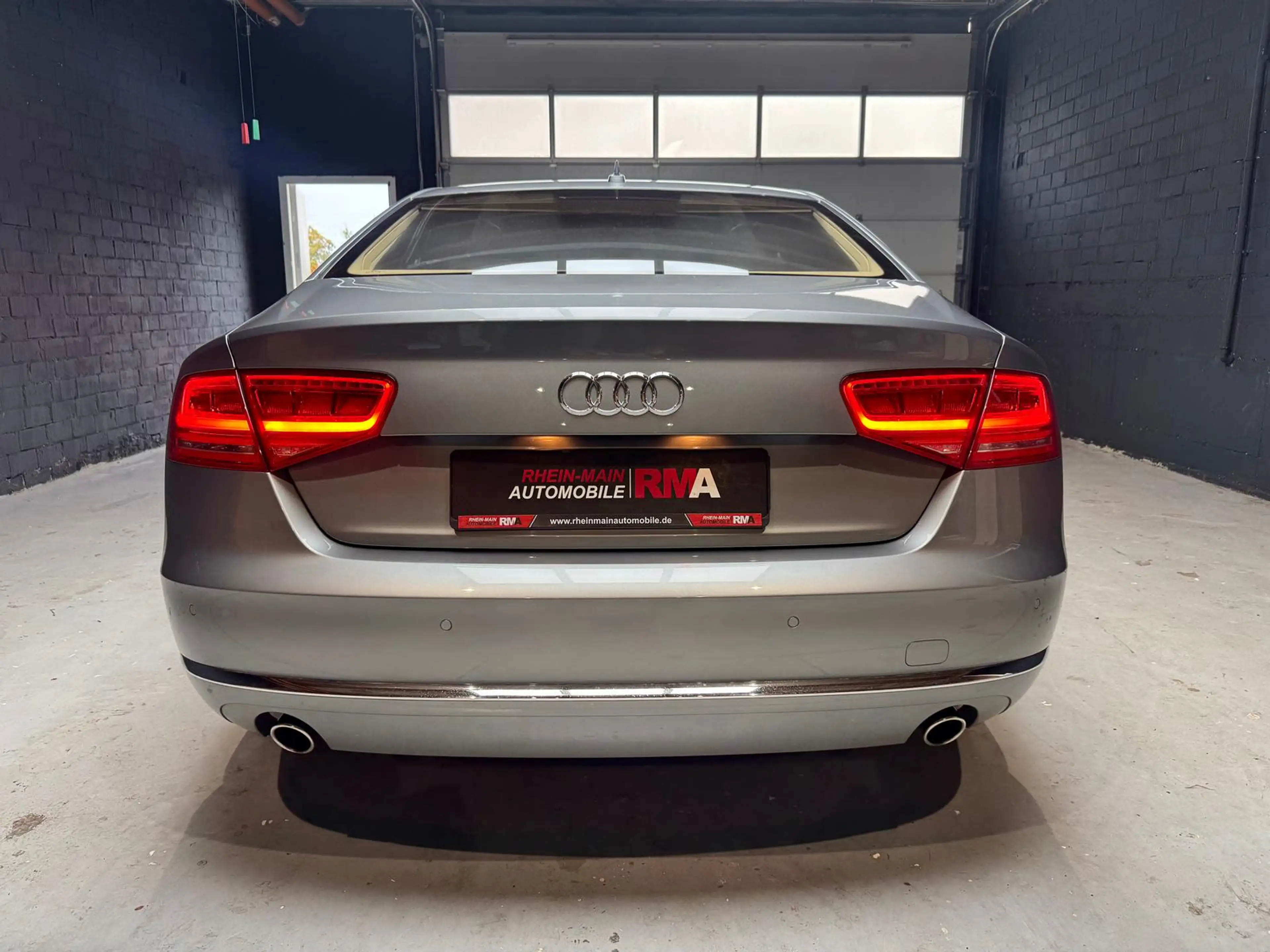 Audi A8 3.0 TDI quattro 3.0 V6 TDI Metallic+2.HAND+ — photo 9