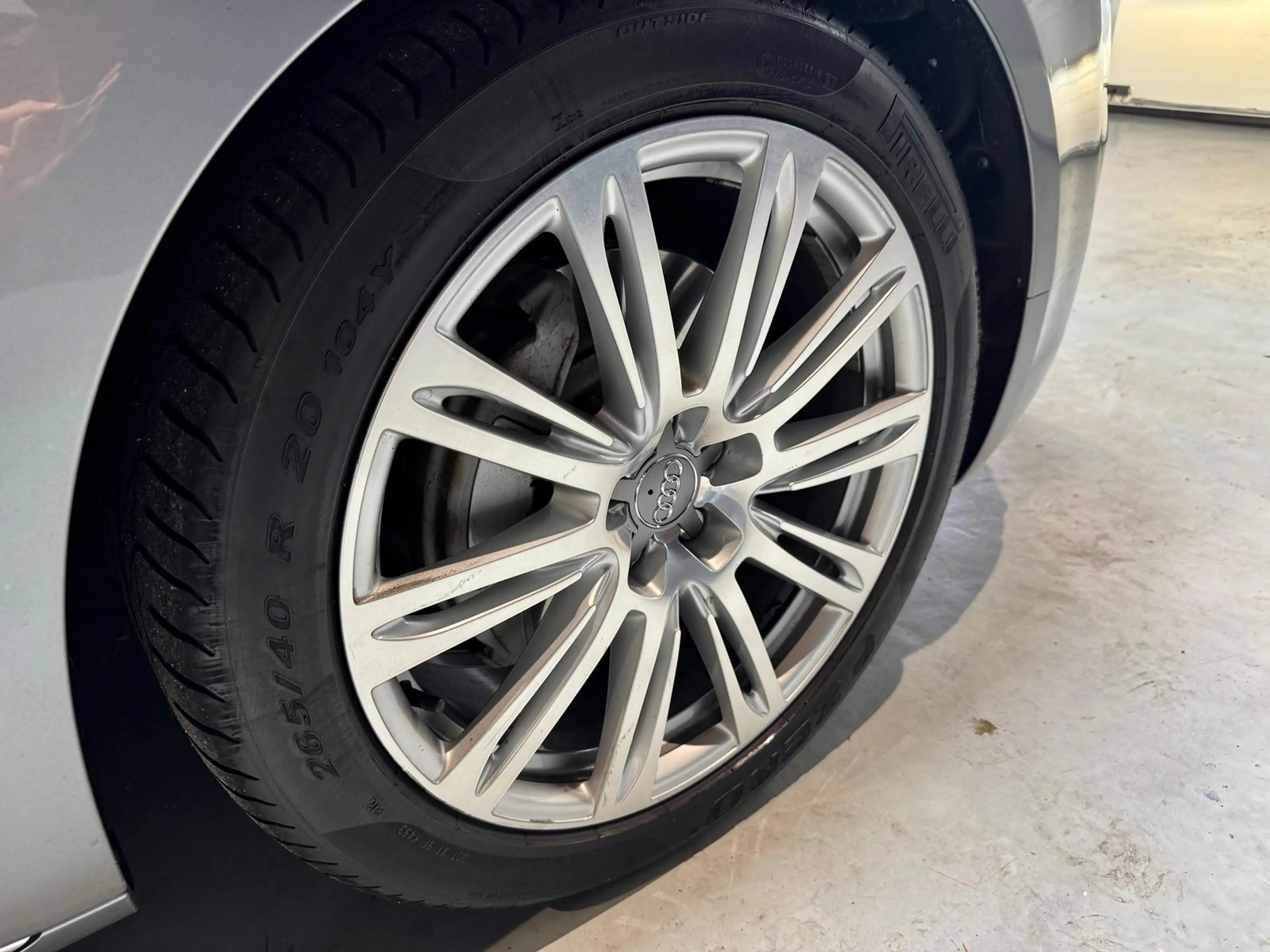 Audi A8 3.0 TDI quattro 3.0 V6 TDI Metallic+2.HAND+ — photo 23
