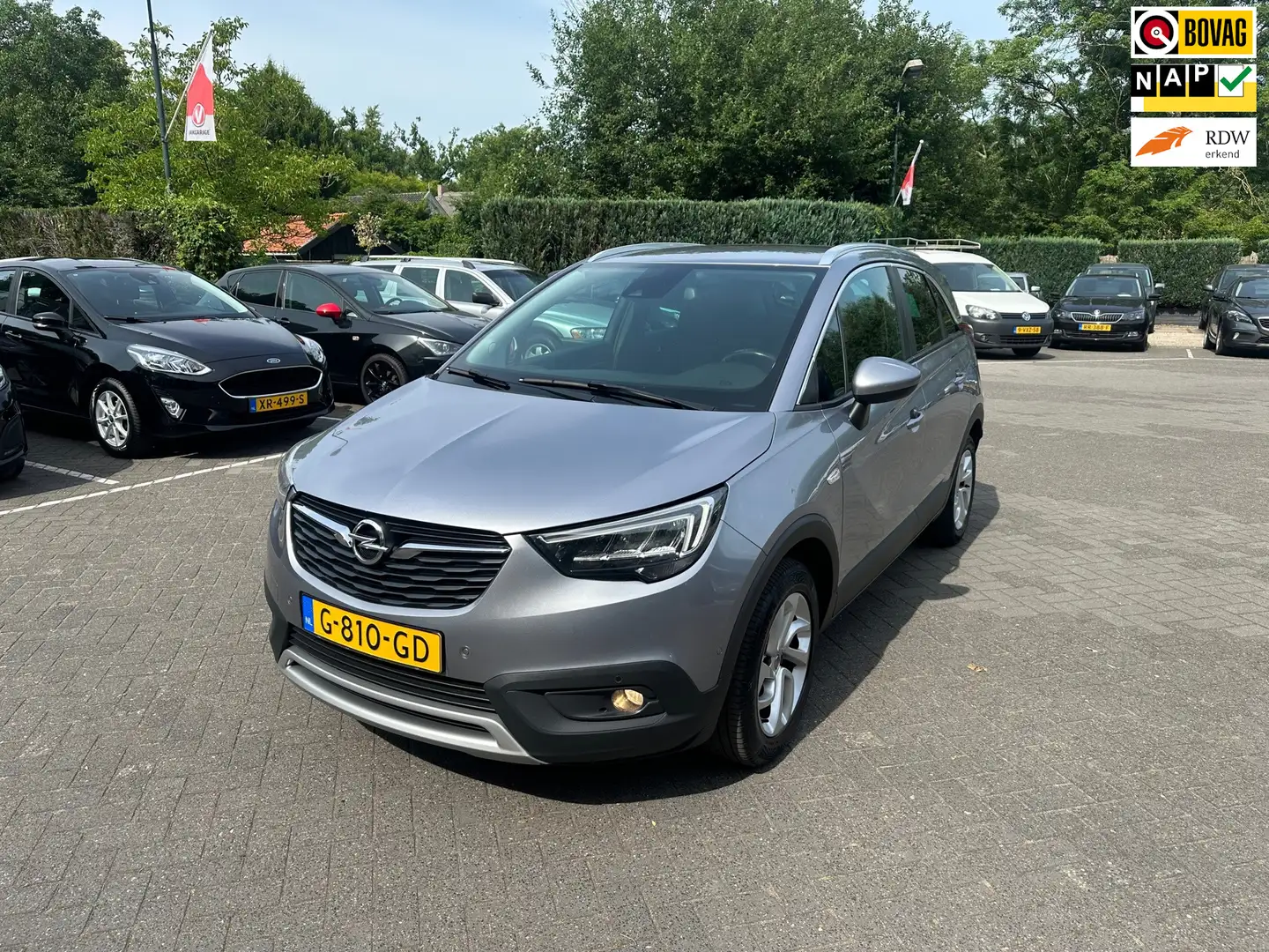 Opel Crossland X 1.2 Turbo Innovation , navigatie , pdc met camera Gris - 1