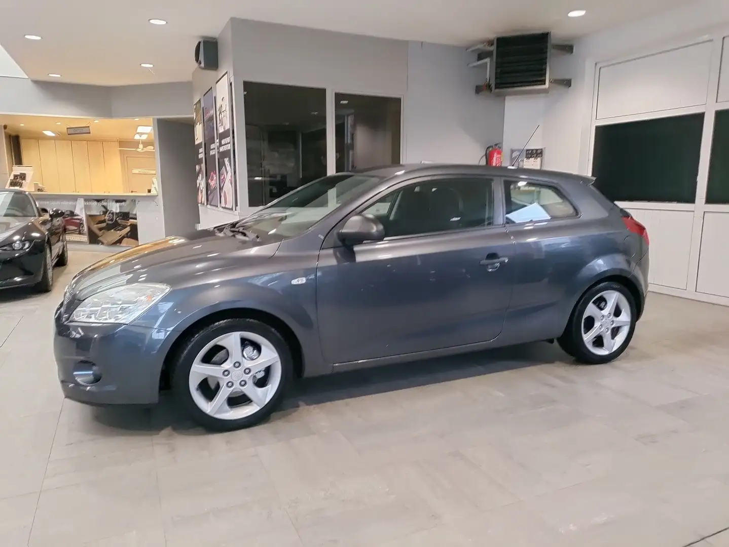 Kia ProCeed / pro_cee'd 1.4i ISG EX Сірий - 2