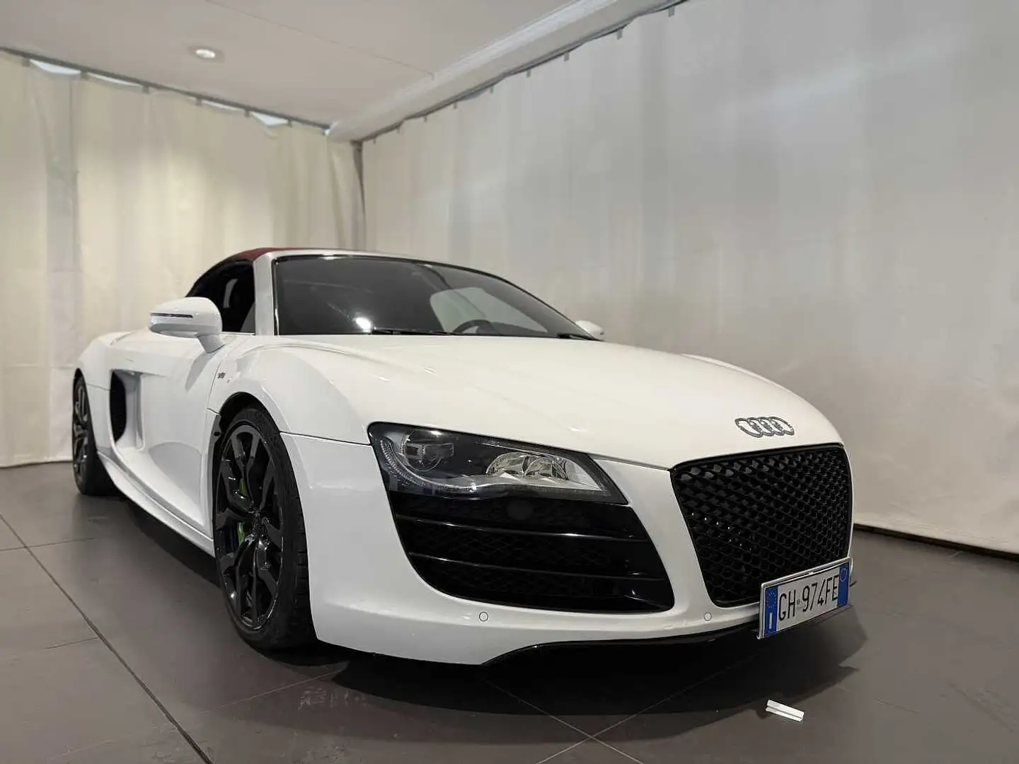 Audi R8 1ª serie Spyder 5.2 V10 FSI quattro R tronic Bianco - 1