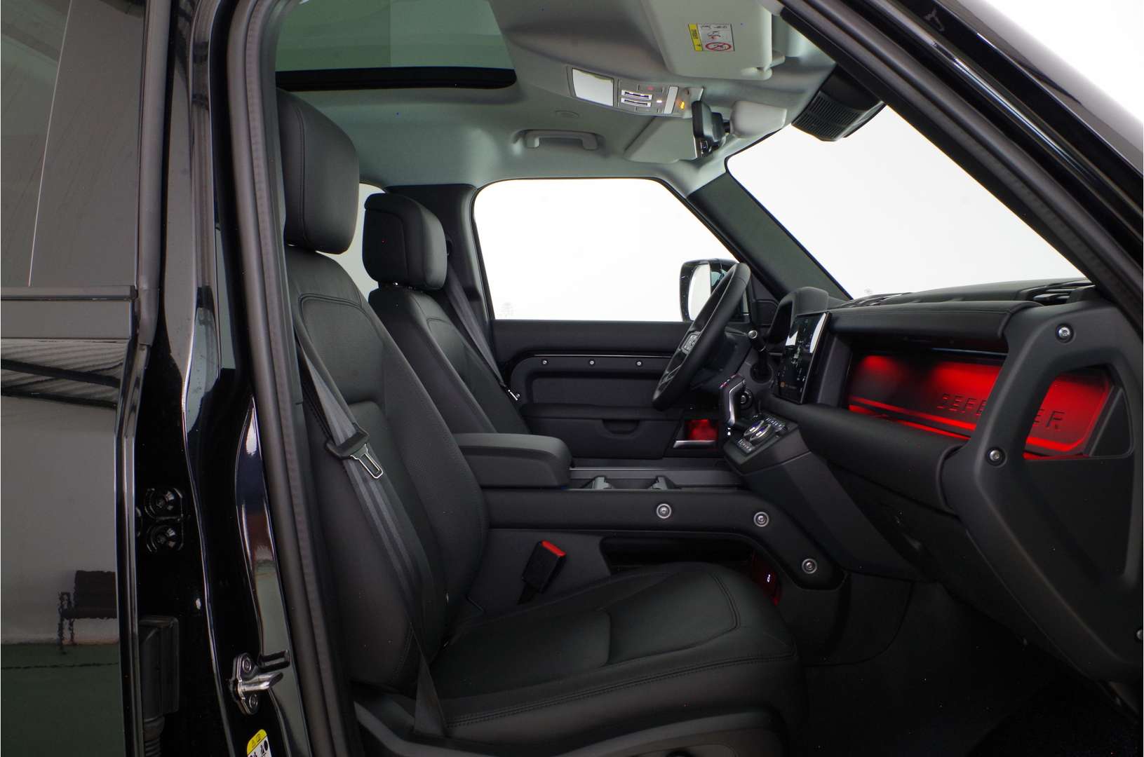 Land Rover Defender 110 P300e X-Dynamic HSE - 2025 - Joinsteer - #10