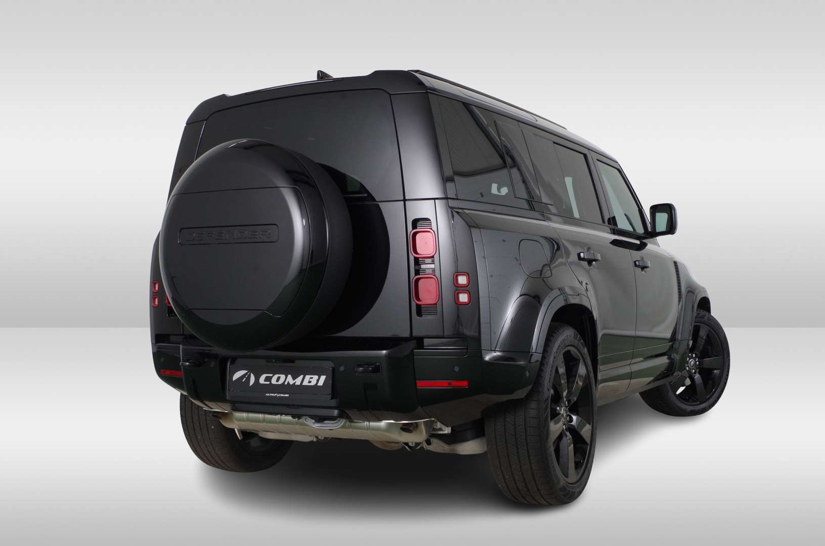 Land Rover Defender 110 P300e X-Dynamic HSE - 2025 - Joinsteer - #8