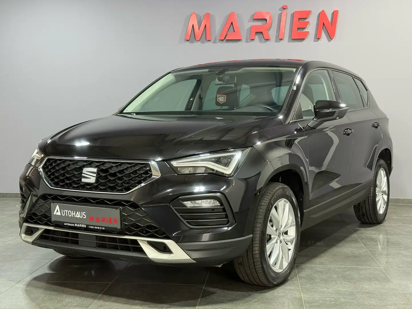 SEAT Ateca 2.0 TDI*LED*NAVI*AHK*TEMPOMAT Negro - 1