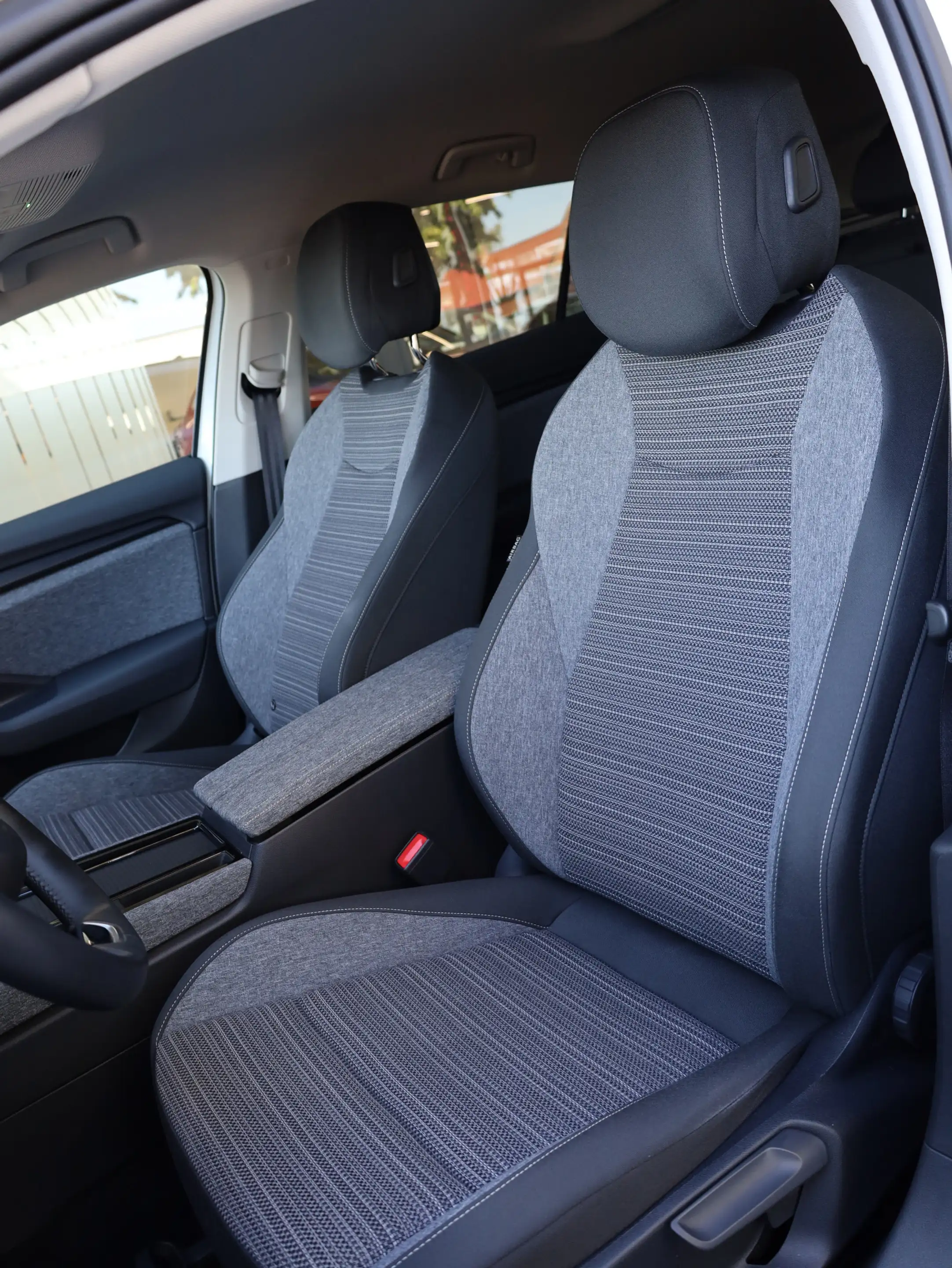 Skoda Superb 2.0 TDI Selection*Cam*TRAVEL*MATRIX*AHK — photo 15