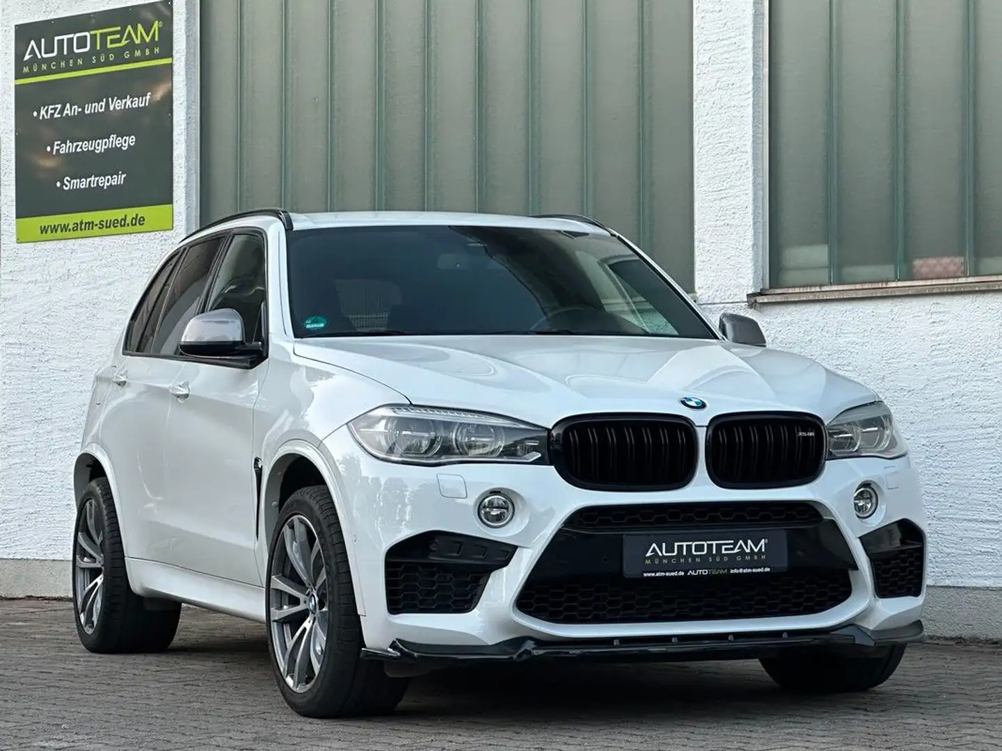 BMW X5 M d*Komfortsitz*20 Zoll*H/K*Kamera*Navi Prof Weiß - 1