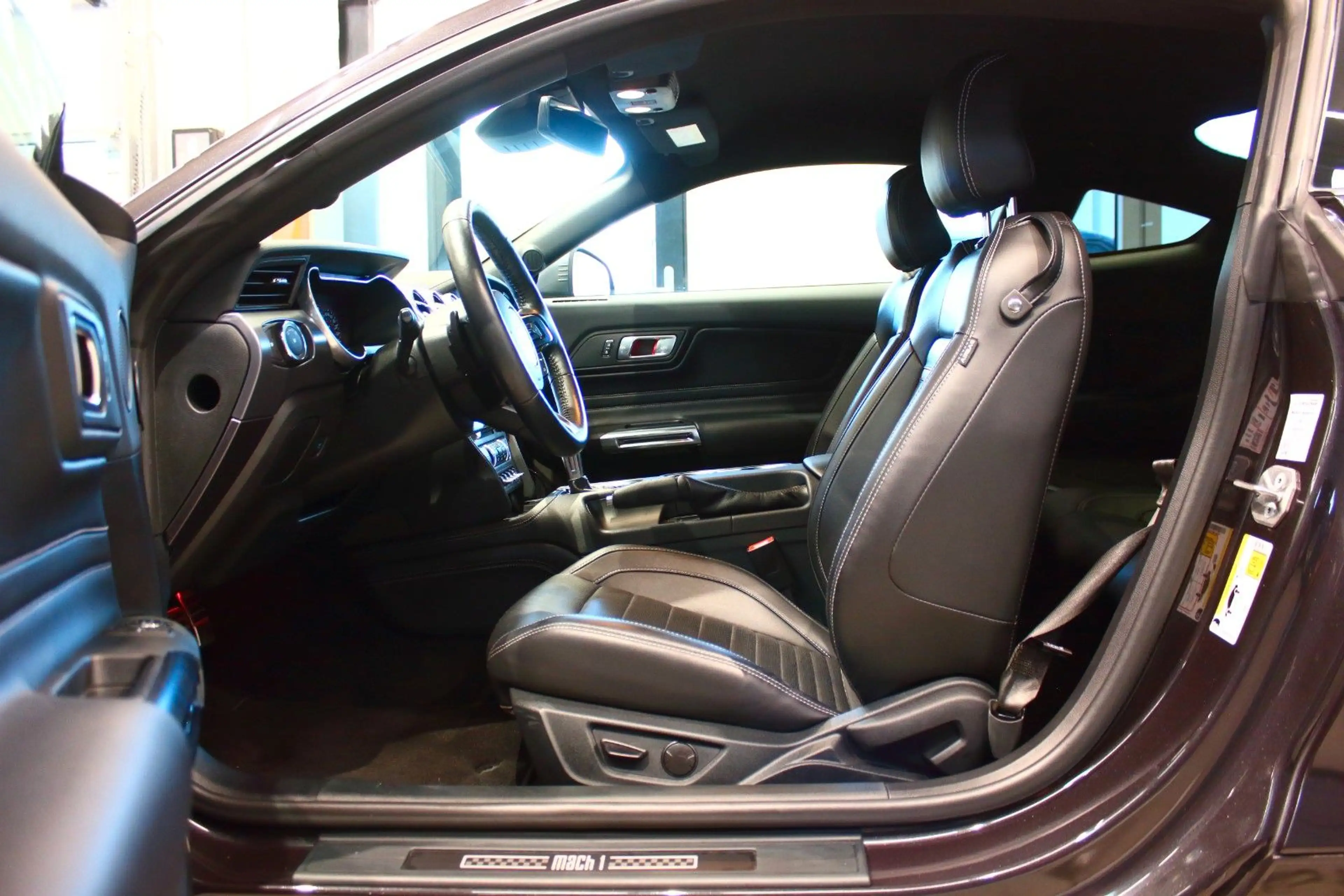 Ford Mustang 5.0 MACH 1 10G~DEUTSCH+UNFALLFREI+M-RIDE — photo 13