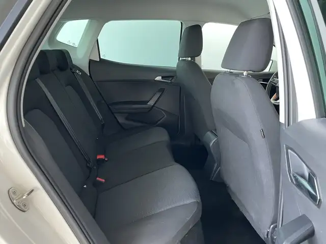 Seat Arona view 6