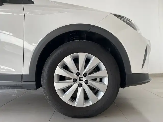 Seat Arona view 8