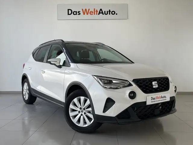 Seat Arona main image