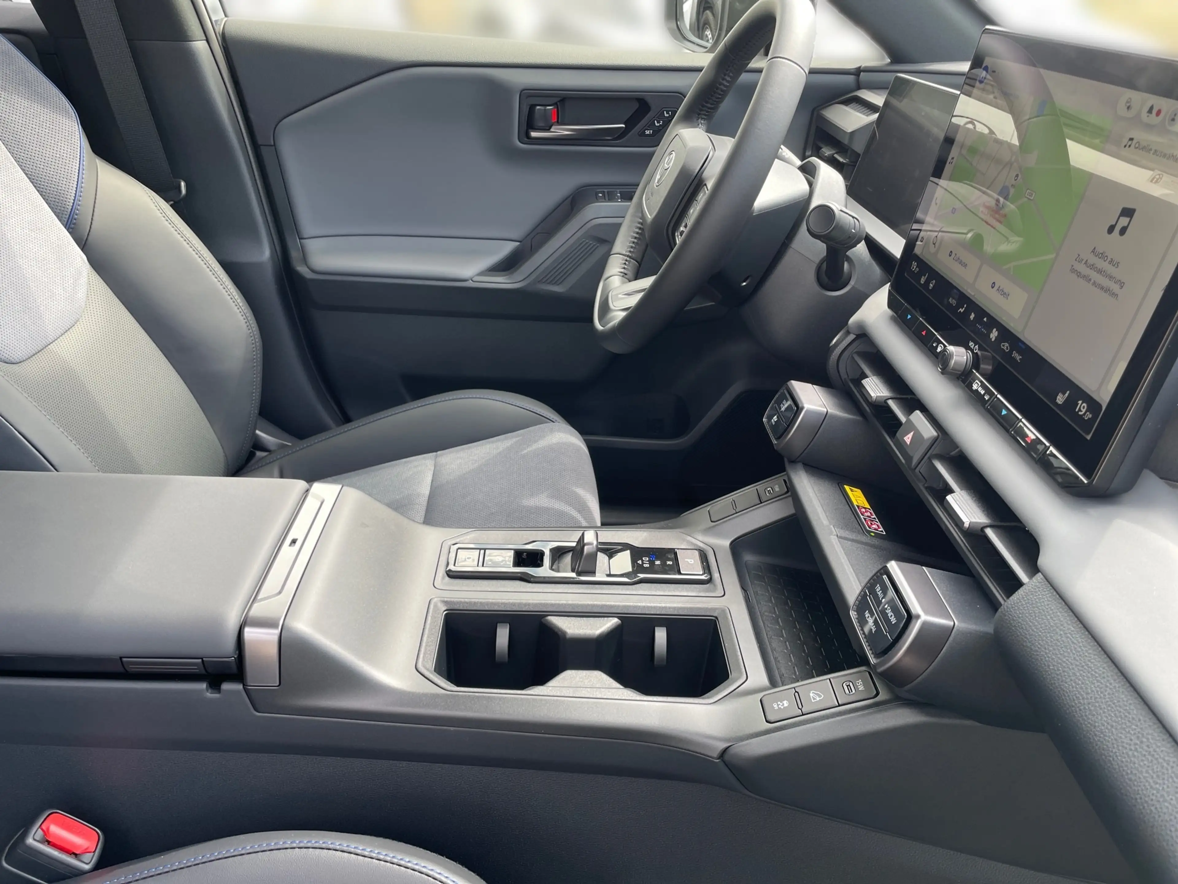 Toyota RAV 4 RAV4 5-Türer Style 2.5 Hybrid Automatikgetriebe CV — photo 15
