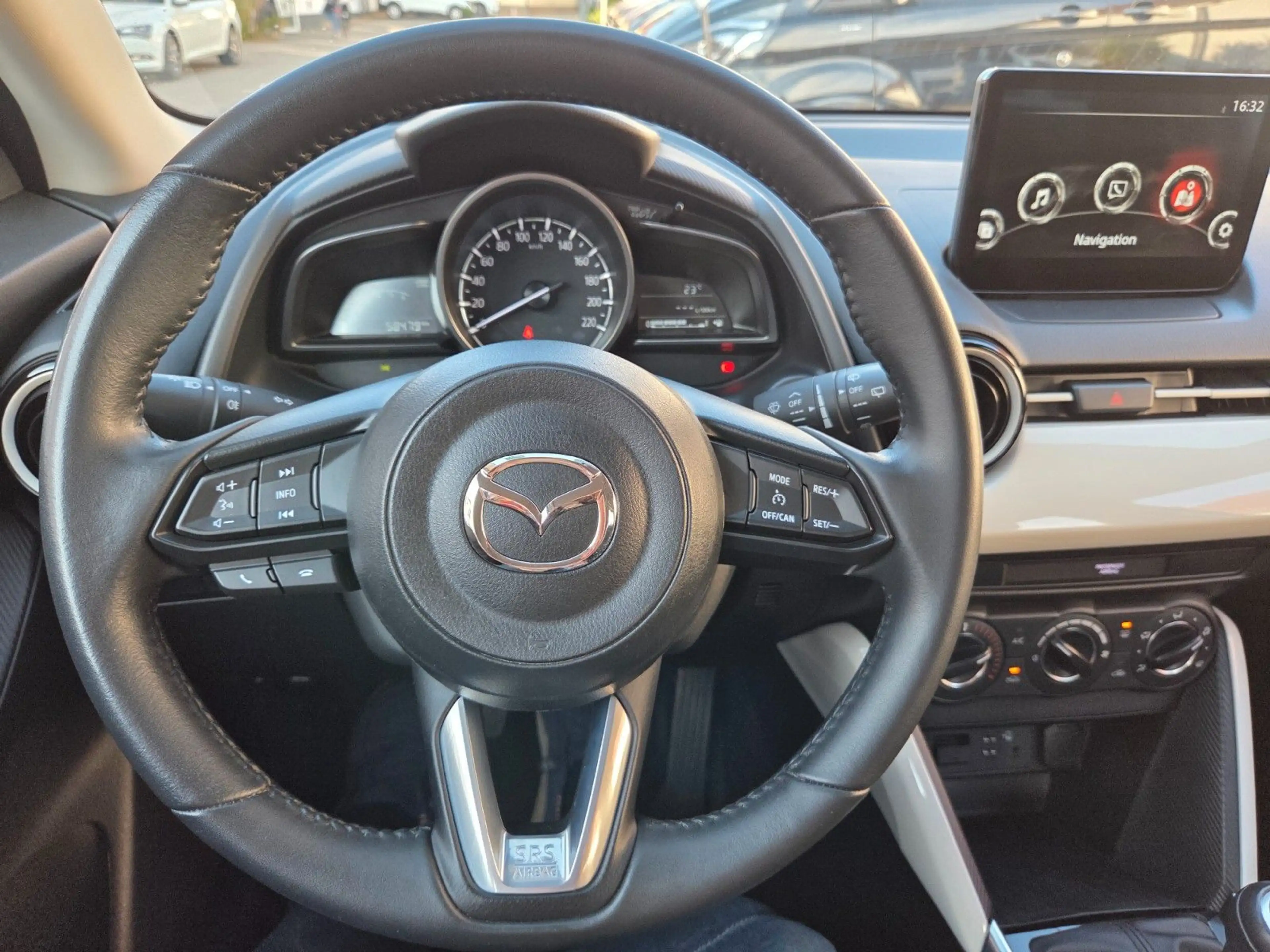 Mazda 2 Lim. Center-Line NAVI — photo 25