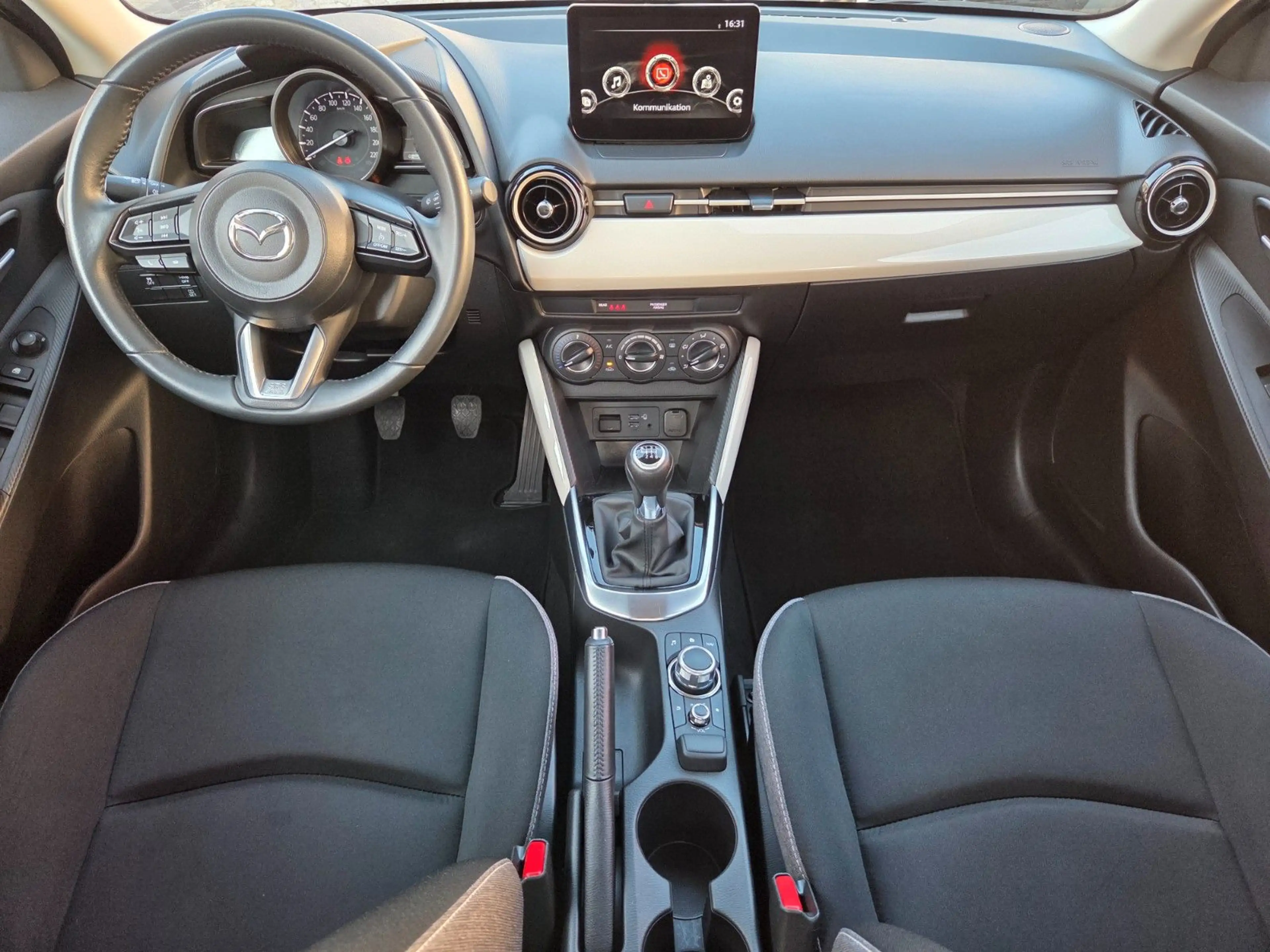Mazda 2 Lim. Center-Line NAVI — photo 20