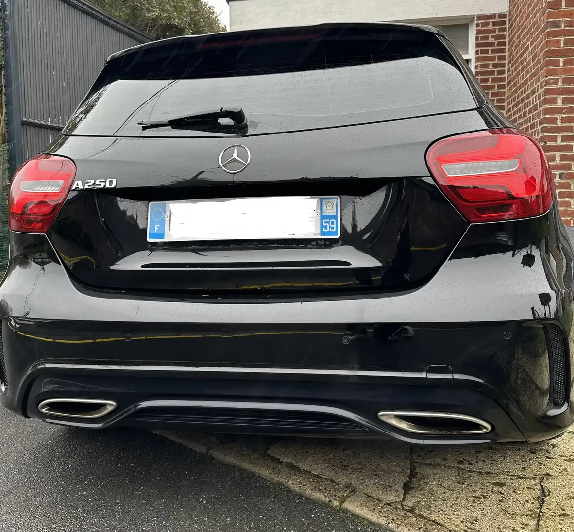 Mercedes-Benz A 250 Classe A 250 7G-DCT Fascination Noir - 2