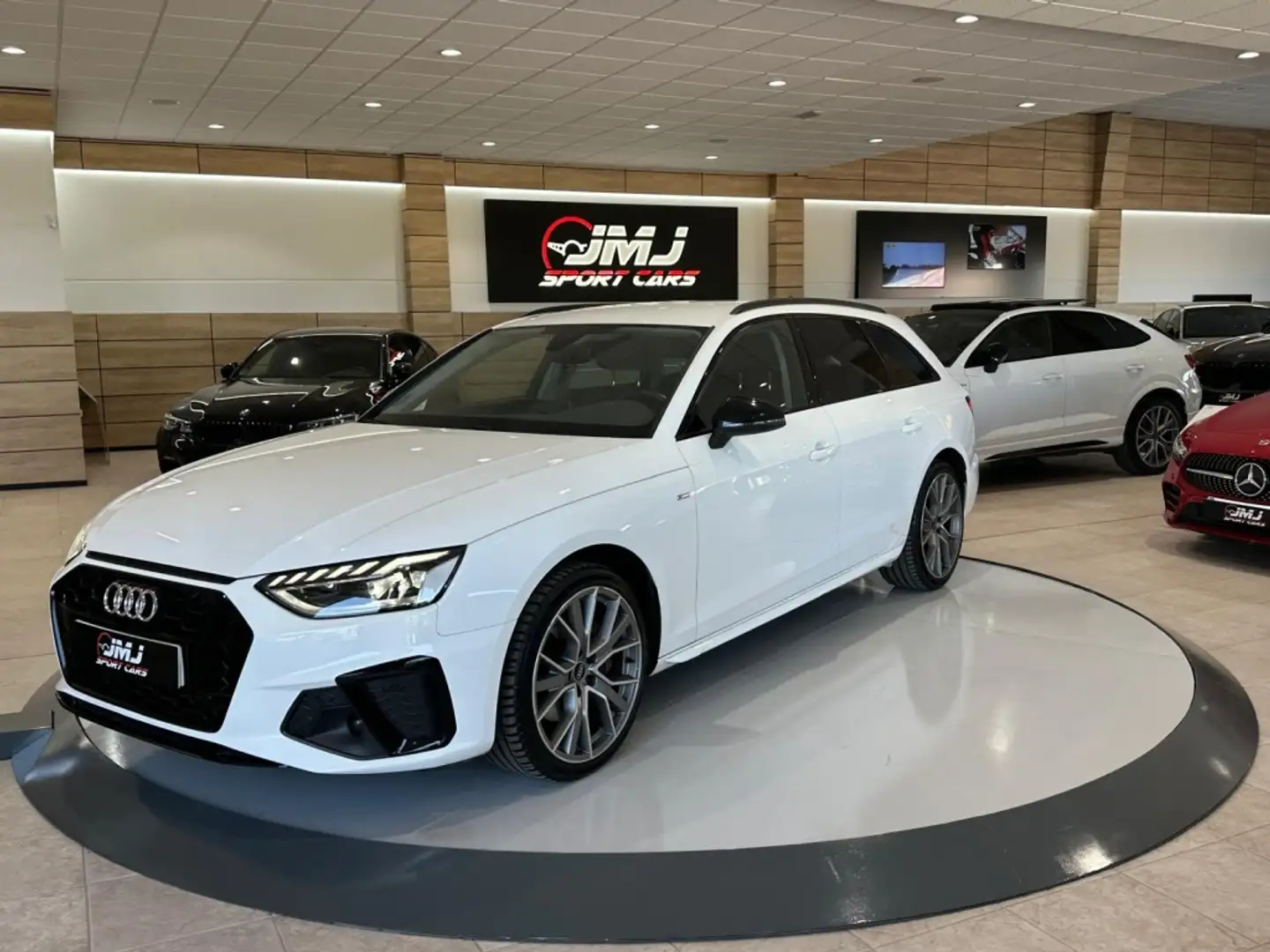 Audi A4 Avant 40 TFSI Black line S tronic 150kW - 1