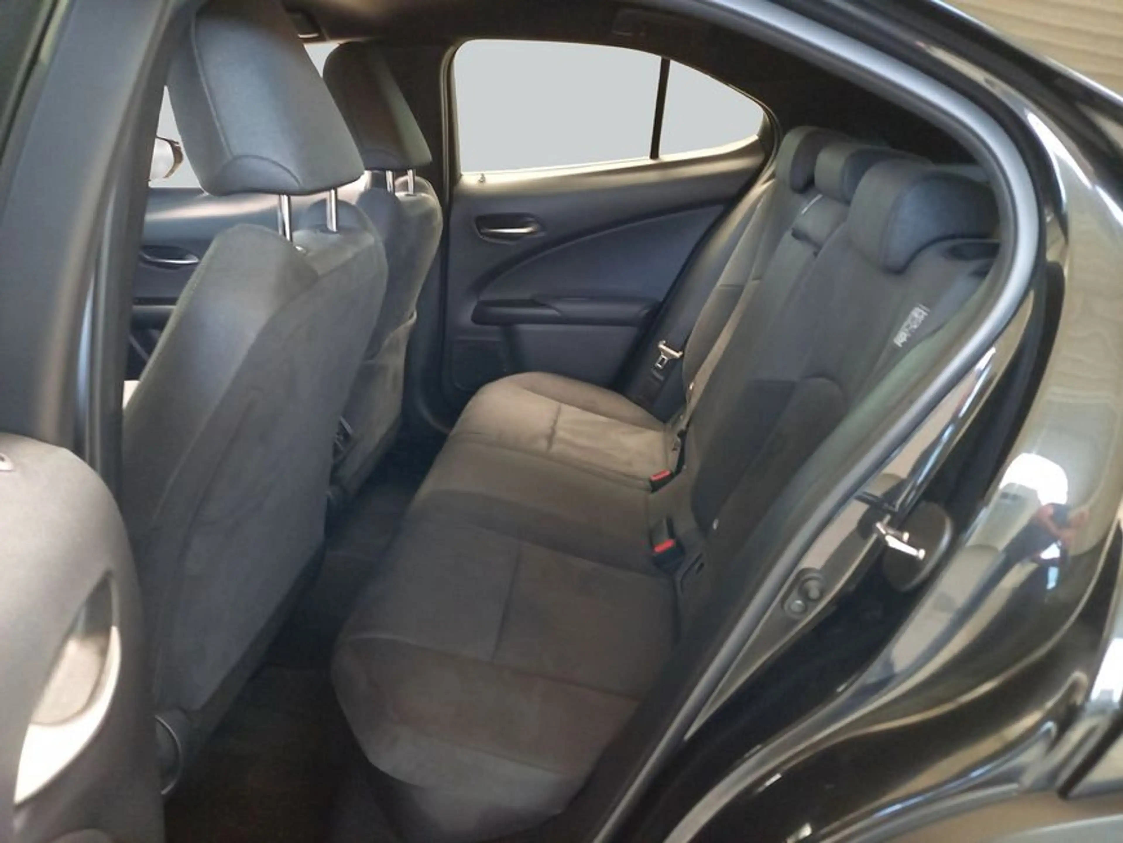 Lexus UX 250h 250h Style Edition — photo 11