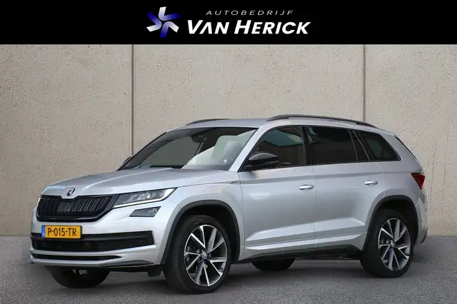 Skoda Kodiaq 1.5 TSI Sportline Business 7p. | Keyless | Achteru