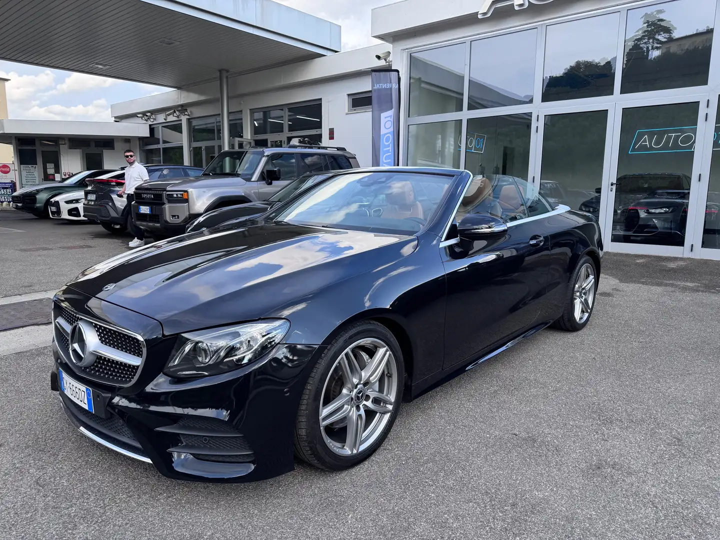 Mercedes-Benz E 220 Classe E - A238 Cabrio Cabrio d Premium Plus auto Nero - 2