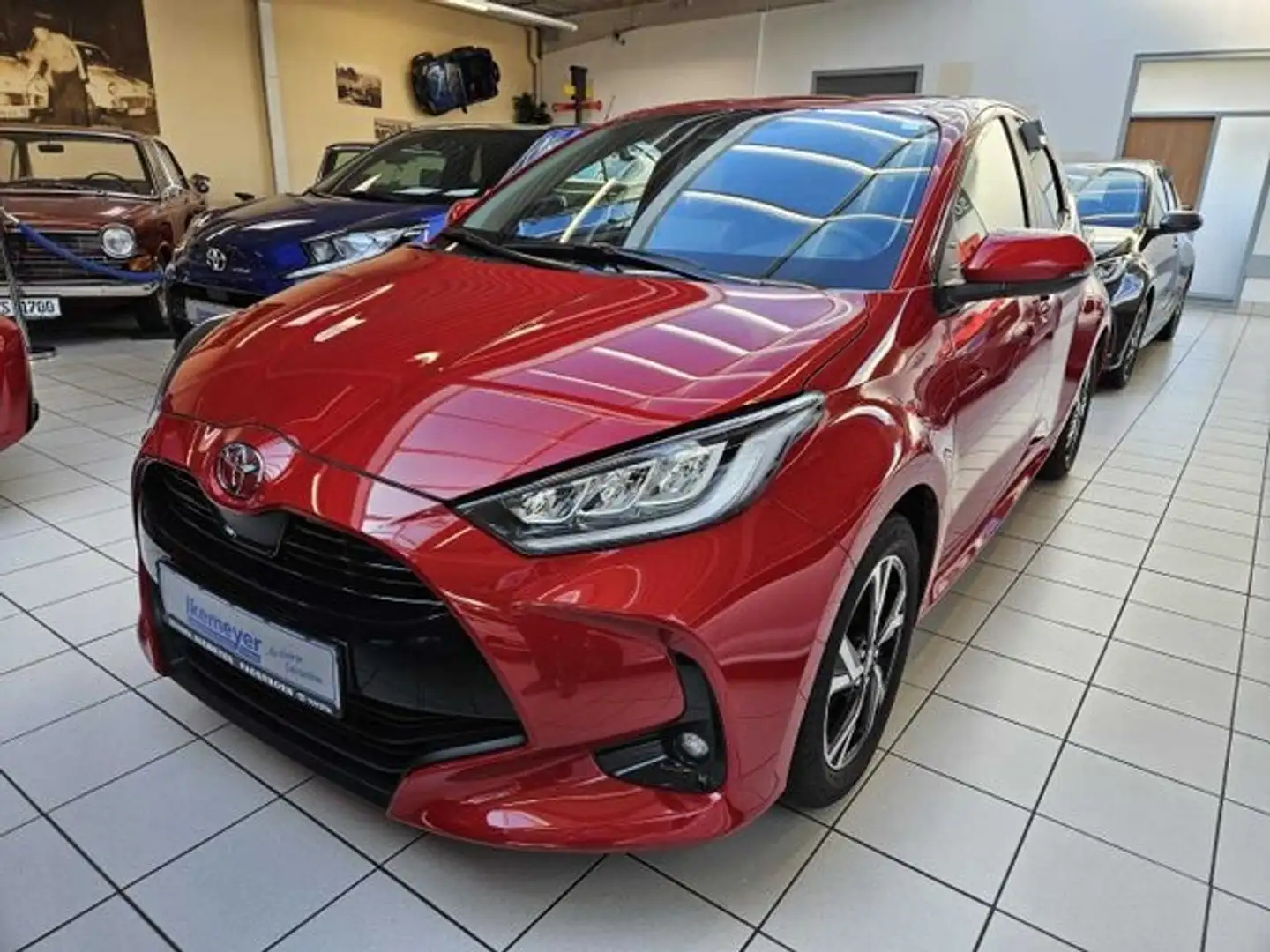 Toyota Yaris 1.5 Team DK Sitzheizung Rückfahrkamera 16 Rot - 1