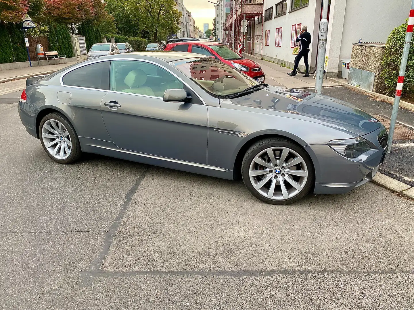 BMW 645 645Ci Österreich-Paket Aut. Österreich-Paket Gri - 1