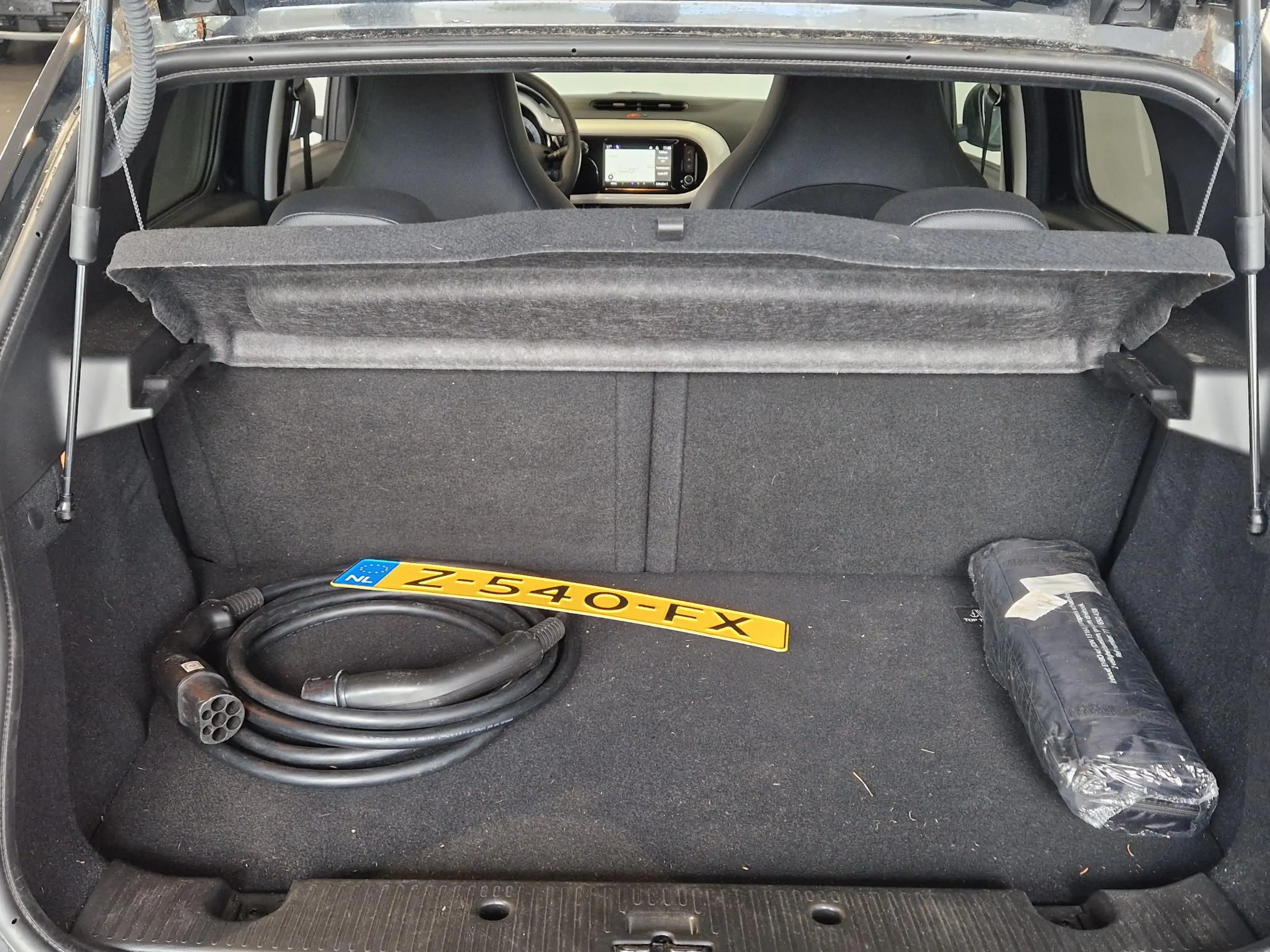 Renault Twingo Z.E. R80 E-Tech Techno 22 kWh | 98% SOH | NAVIGATI — photo 9