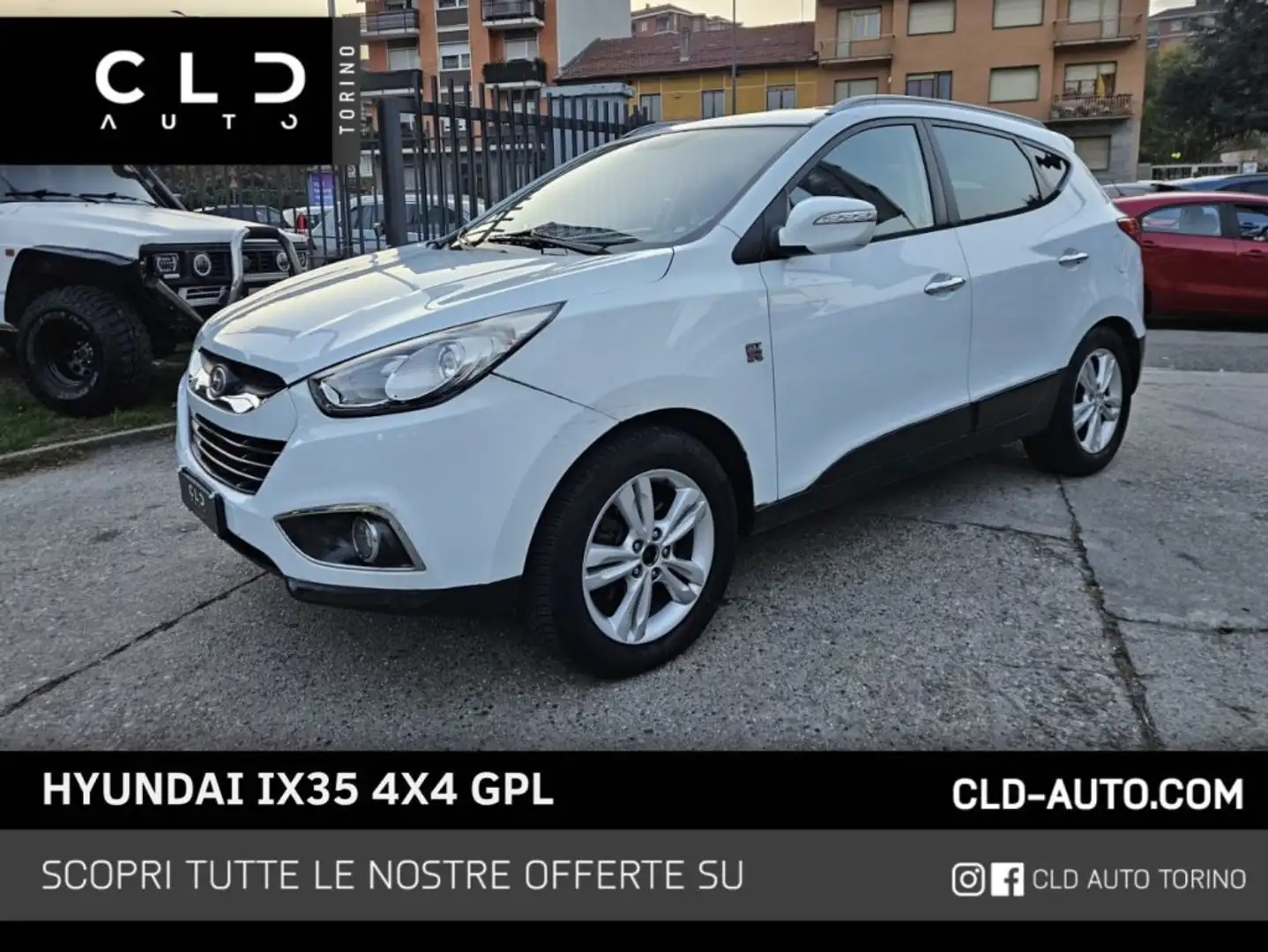 Hyundai iX35 2.0 16V aut. 4WD Comfort GPL Bianco - 1