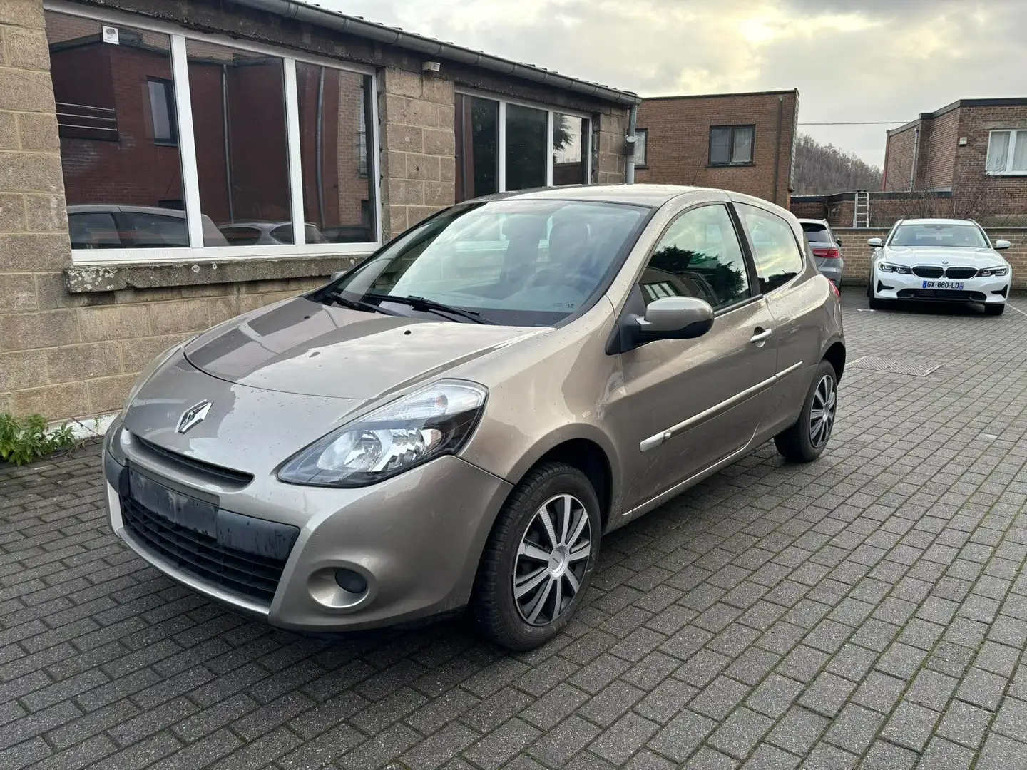 Renault Clio Clio 1.2i Prete a immatriculer Bruin - 1