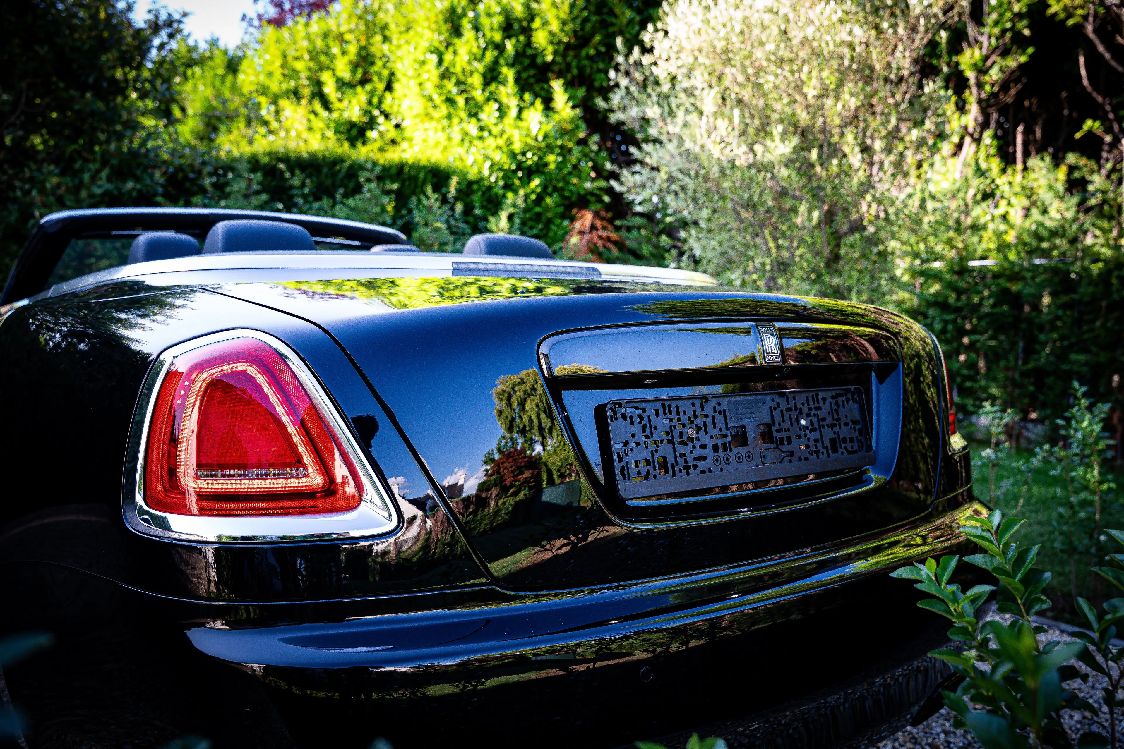 Rolls-Royce Dawn BLACK BADGE LIMITEDEDITION — photo 8
