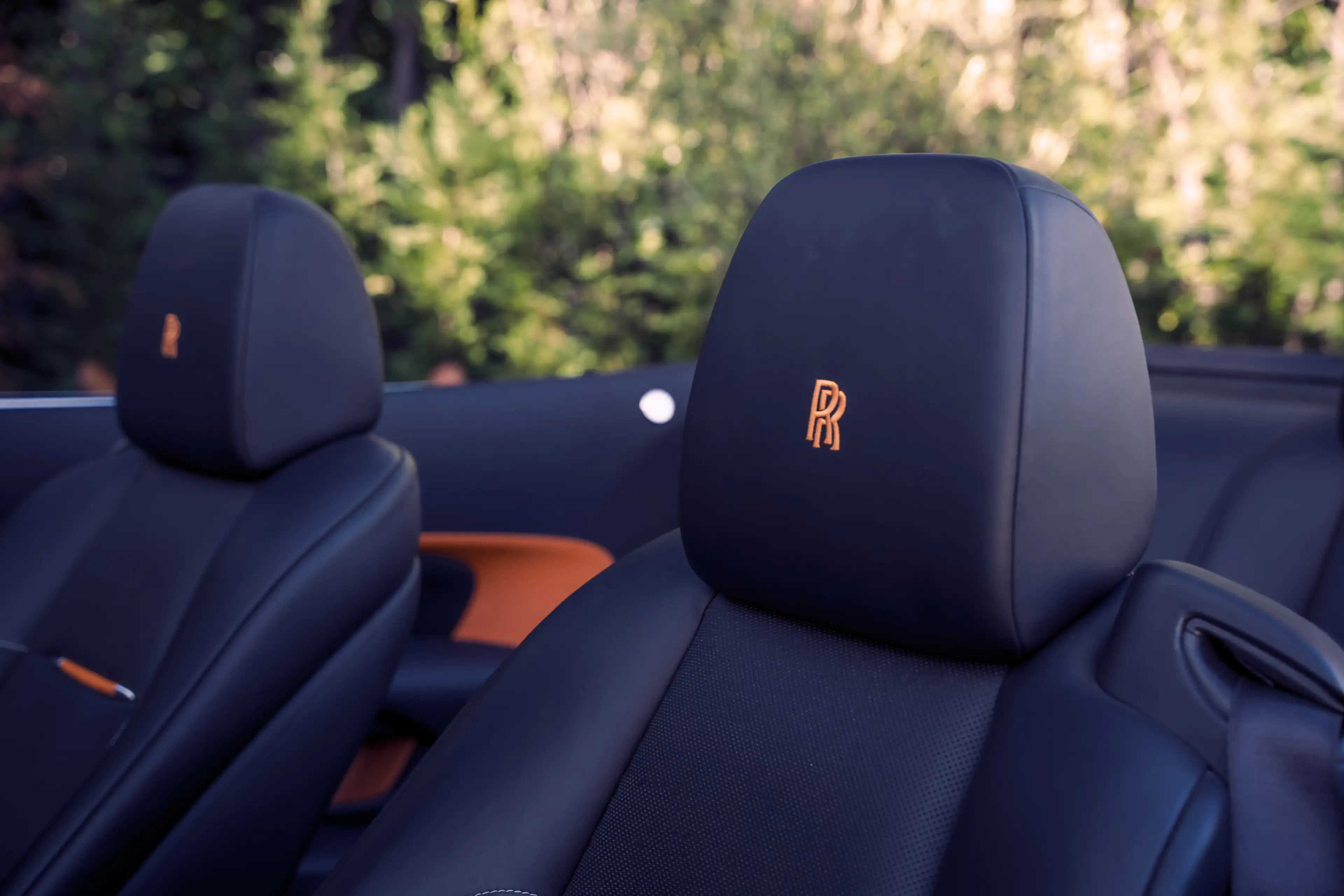 Rolls-Royce Dawn BLACK BADGE LIMITEDEDITION — photo 14