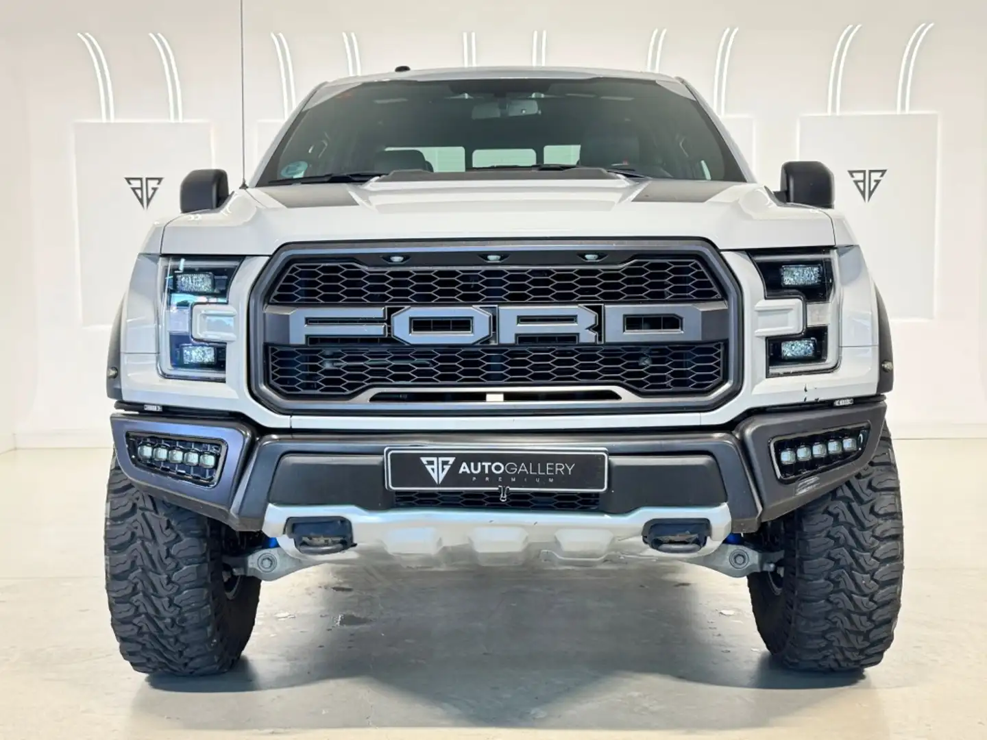 Ford F 150 Raptor Alb - 2