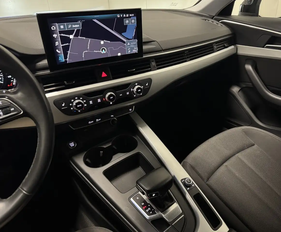 Audi A4 2.0 Benzine Autom. Apple CarPlay Topstaat! ..., миниатюра 12