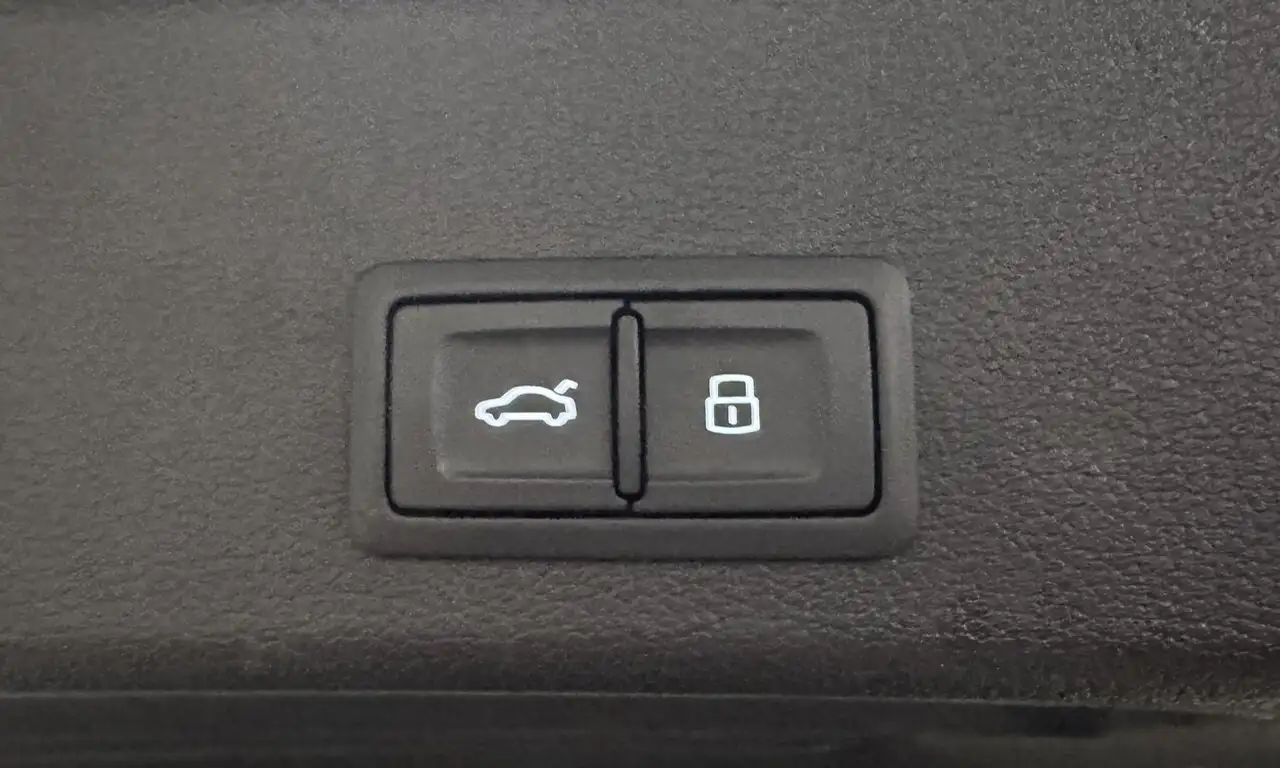 Audi A4 2.0 Benzine Autom. Apple CarPlay Topstaat! ..., миниатюра 22