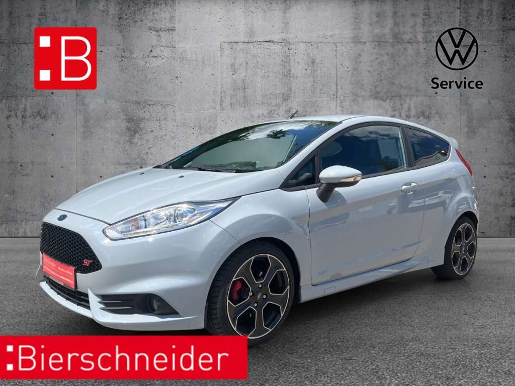2017 Ford FIESTA