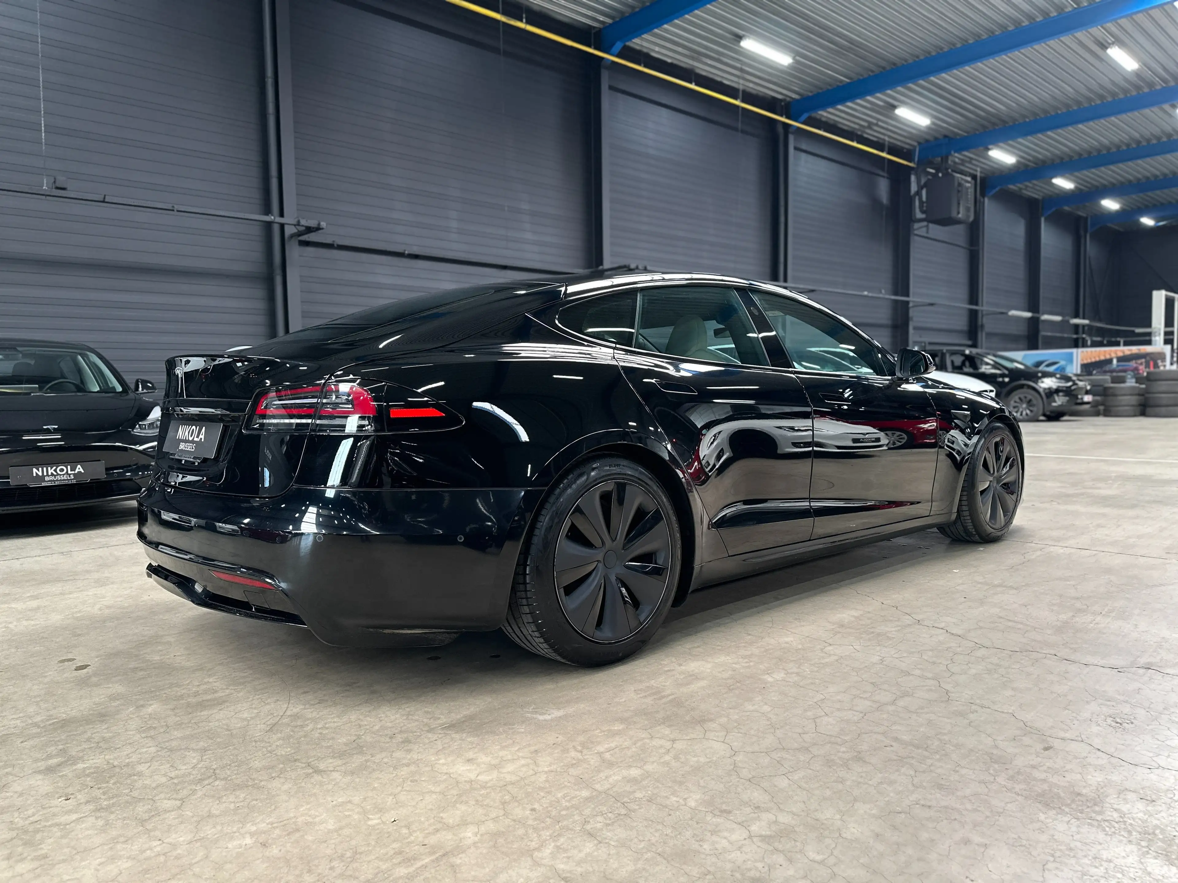 Tesla Model S LONG RANGE DUAL MOTOR - TAN INTERIOR - ENHANCED AP — photo 9