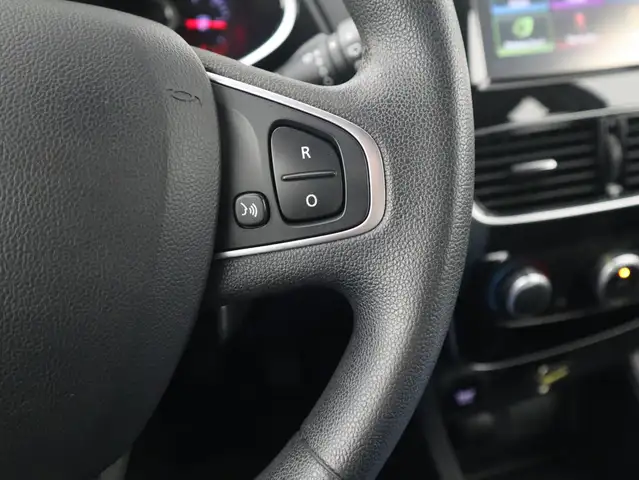 Renault Clio view 28