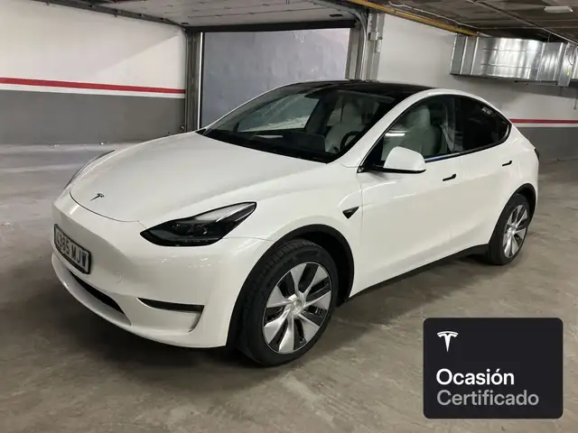 Tesla Model Y Long Range AWD