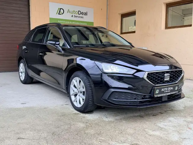 SEAT Leon 1.5 ECOTSI STYLE   LED/NAVI/CARPLAY
