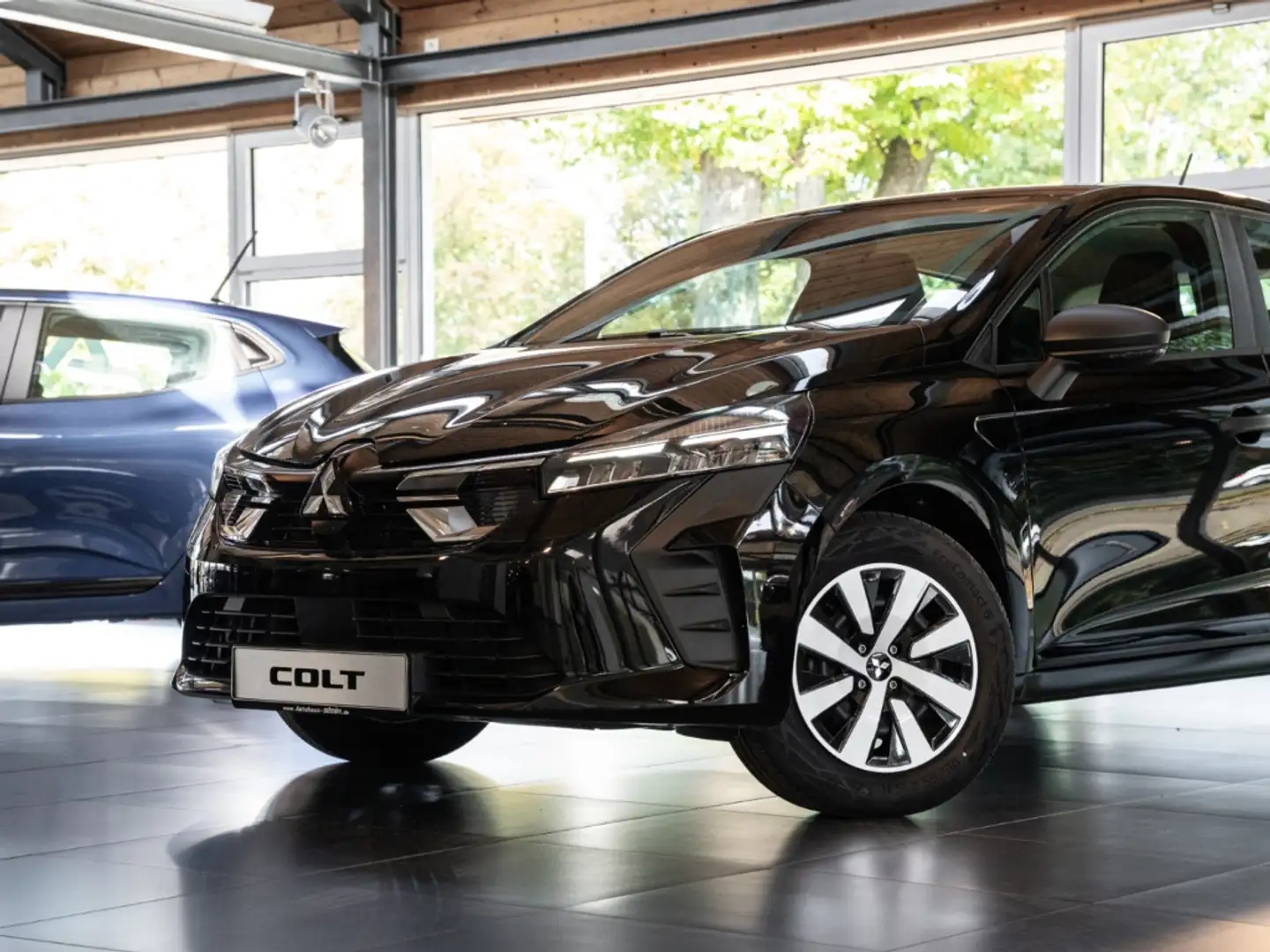 Mitsubishi Colt Basis 1.0 1.0 **Klima**ZV** DAB+ Radio Digitales C Zwart - 2