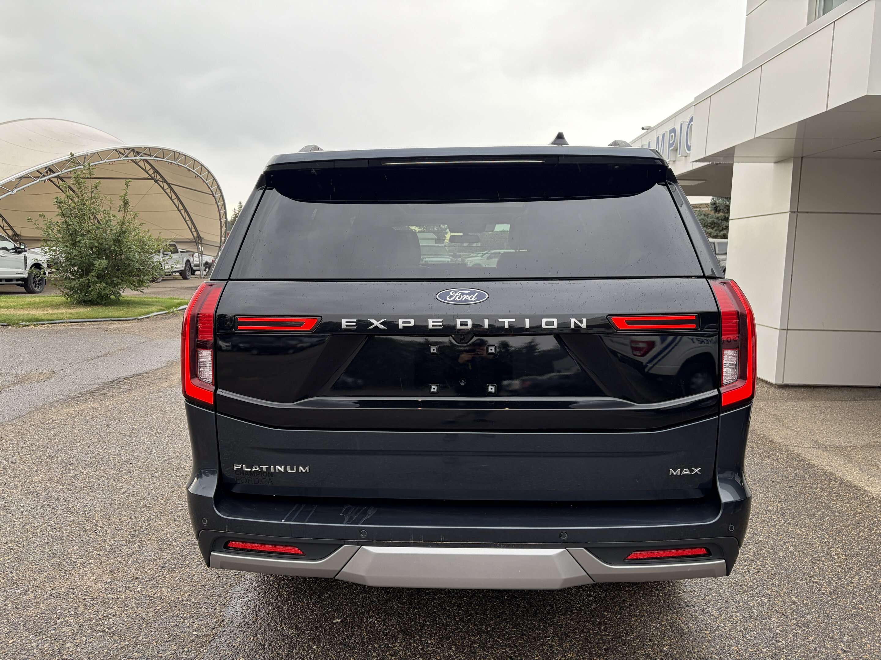 2026 Ford Expedition PLATINUM MAX| HEATED LEATHER SEATS| REMOTE START — снимка 1