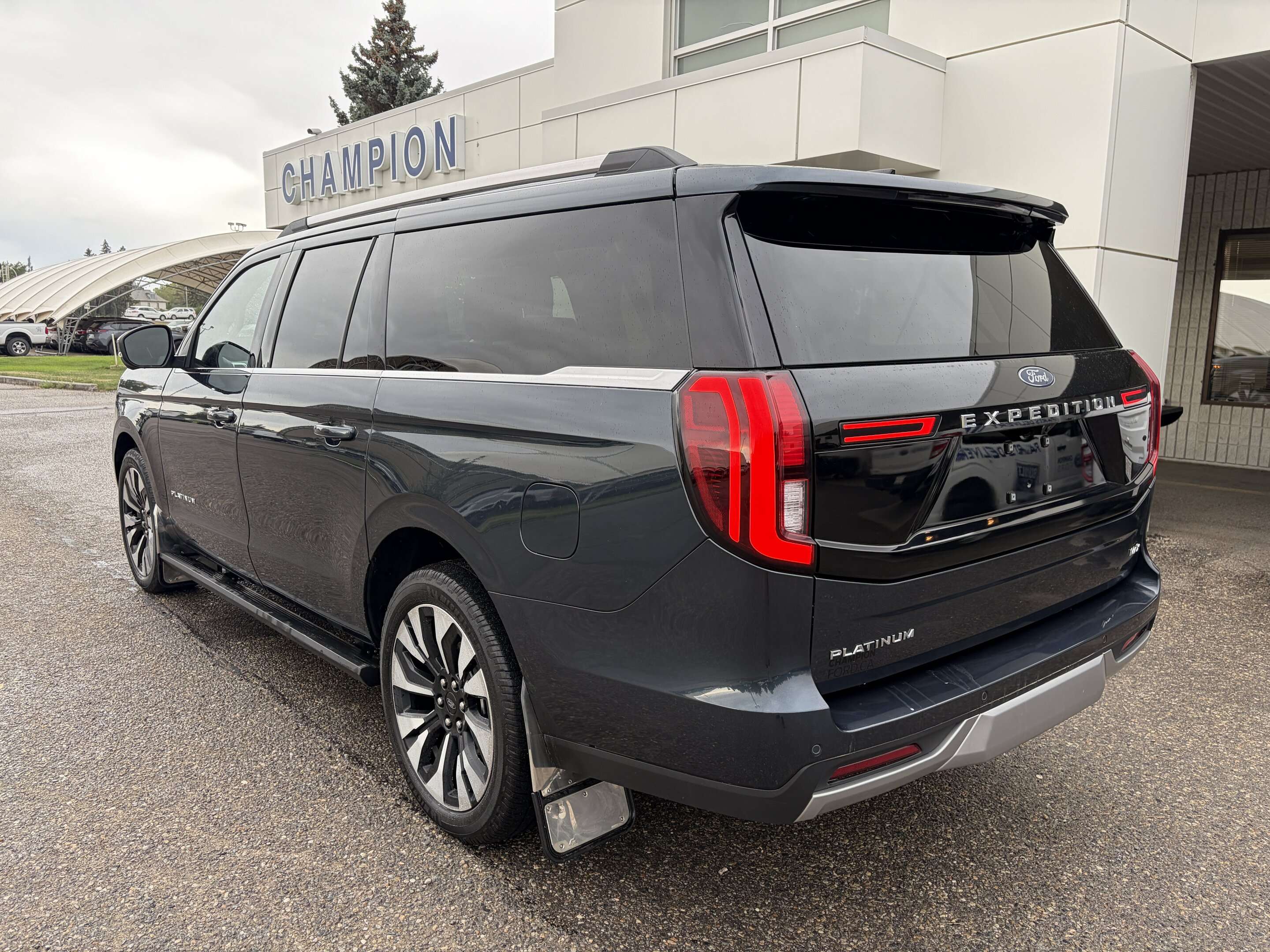 2026 Ford Expedition PLATINUM MAX| HEATED LEATHER SEATS| REMOTE START — снимка 1