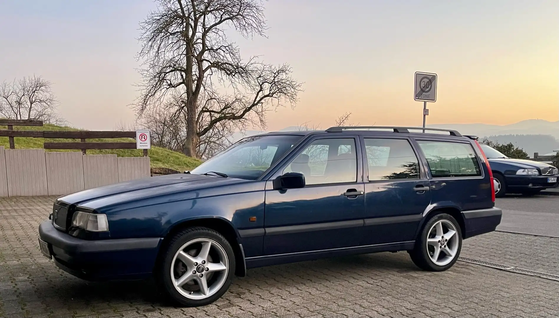 Volvo 850 T-5 - 1