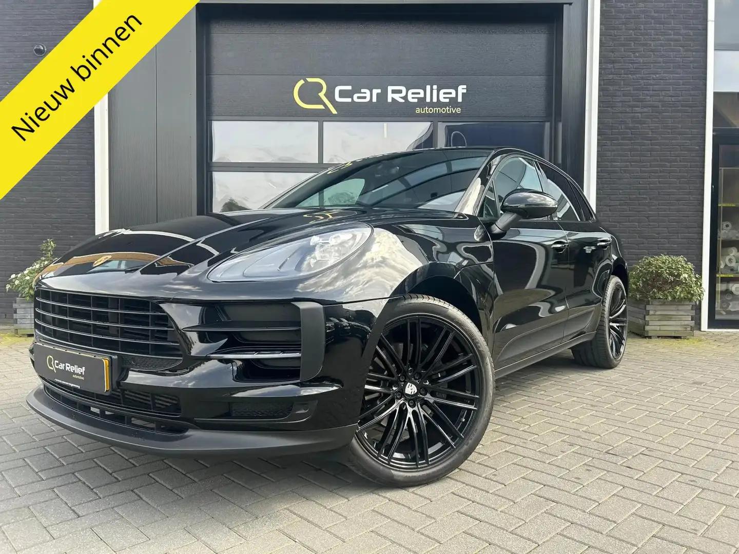 Porsche Macan 2.0, Stoelverwarming, Parkeersensoren v/a, Cruise Black - 1