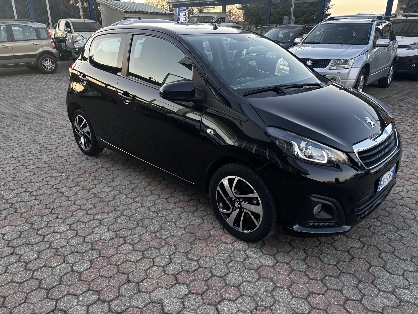 Peugeot 108 5p 1.0 vti Allure Top! s&s neopatentati - 2