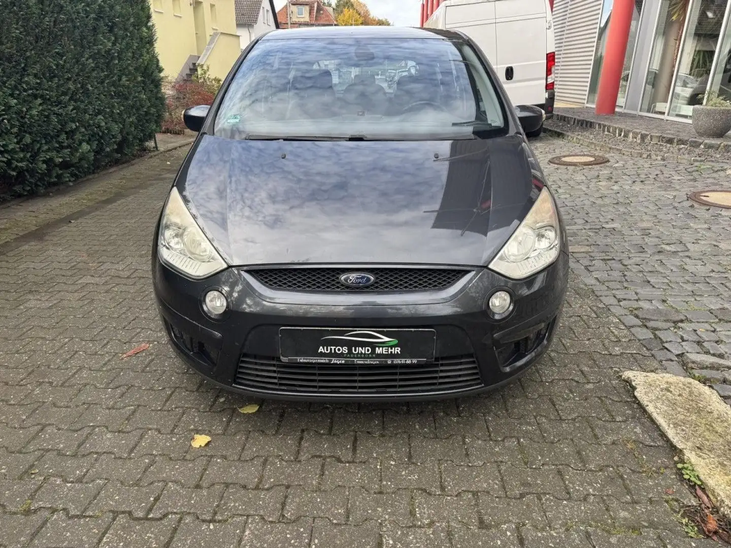 Ford S-Max S-MAX Titanium Klima Sitzheizung Fenster el. Grau - 2