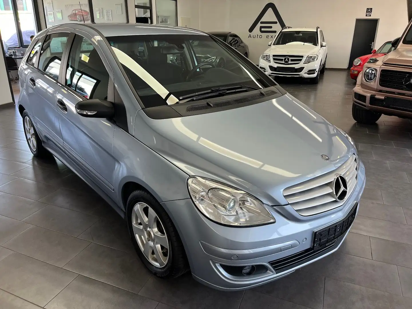 Mercedes-Benz B 180 CDI Autom. Klima/PTS/SHZ/AHK/1.Hand - 1