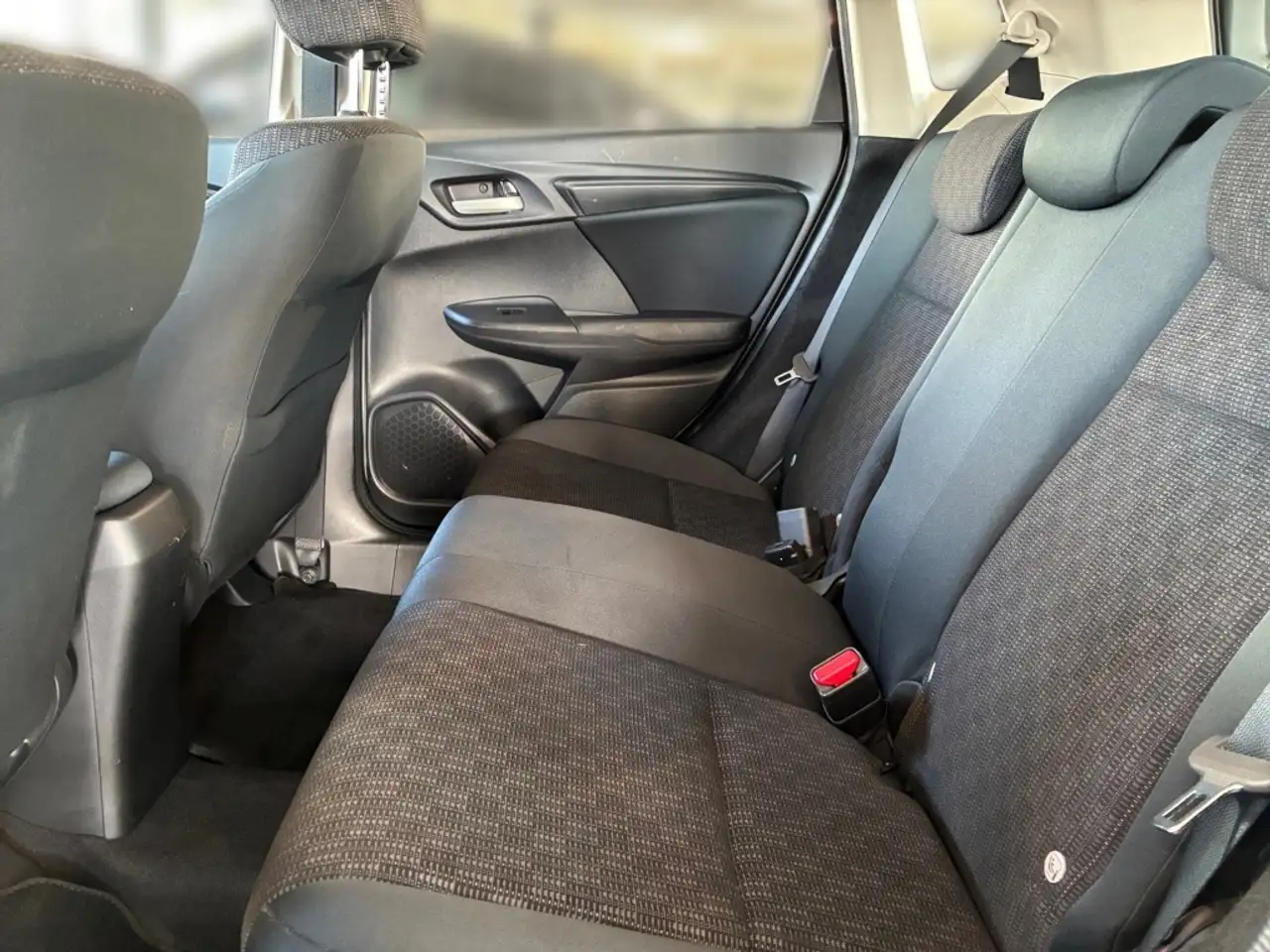 Honda Jazz 1.3 — photo 9 sur 19