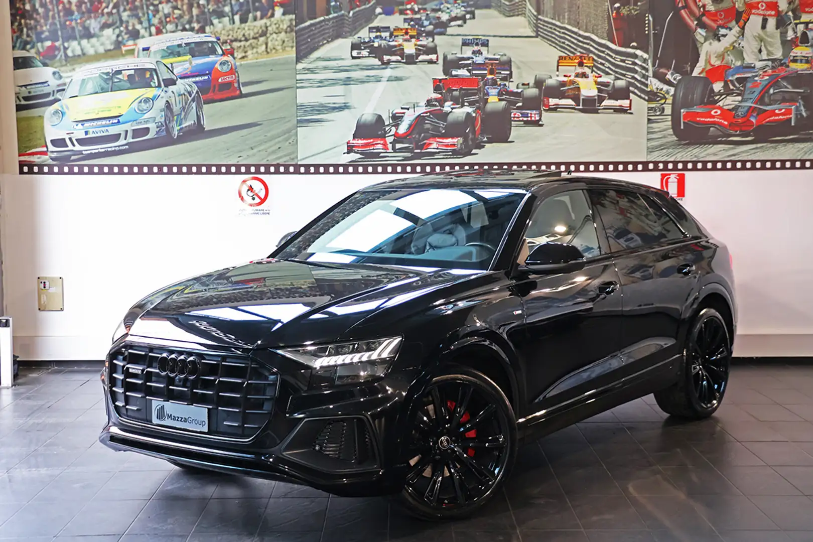 Audi Q8 50 TDI Quattro Sport S-Line - TETTO/SEDILI S/360° Schwarz - 1